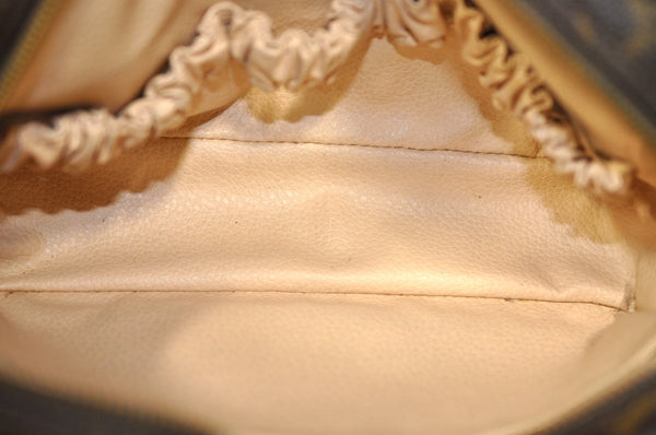 Auth Louis Vuitton Monogram Trousse Toilette 23 Clutch Bag M47524 Junk K8833