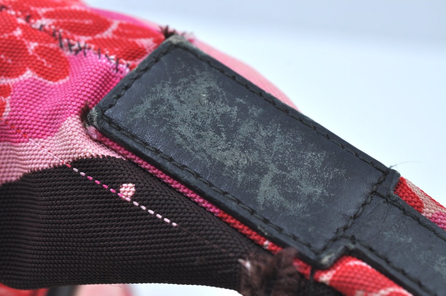 Authentic GUCCI Shoulder Hand Bag Purse Nylon Leather Pink Junk K8861