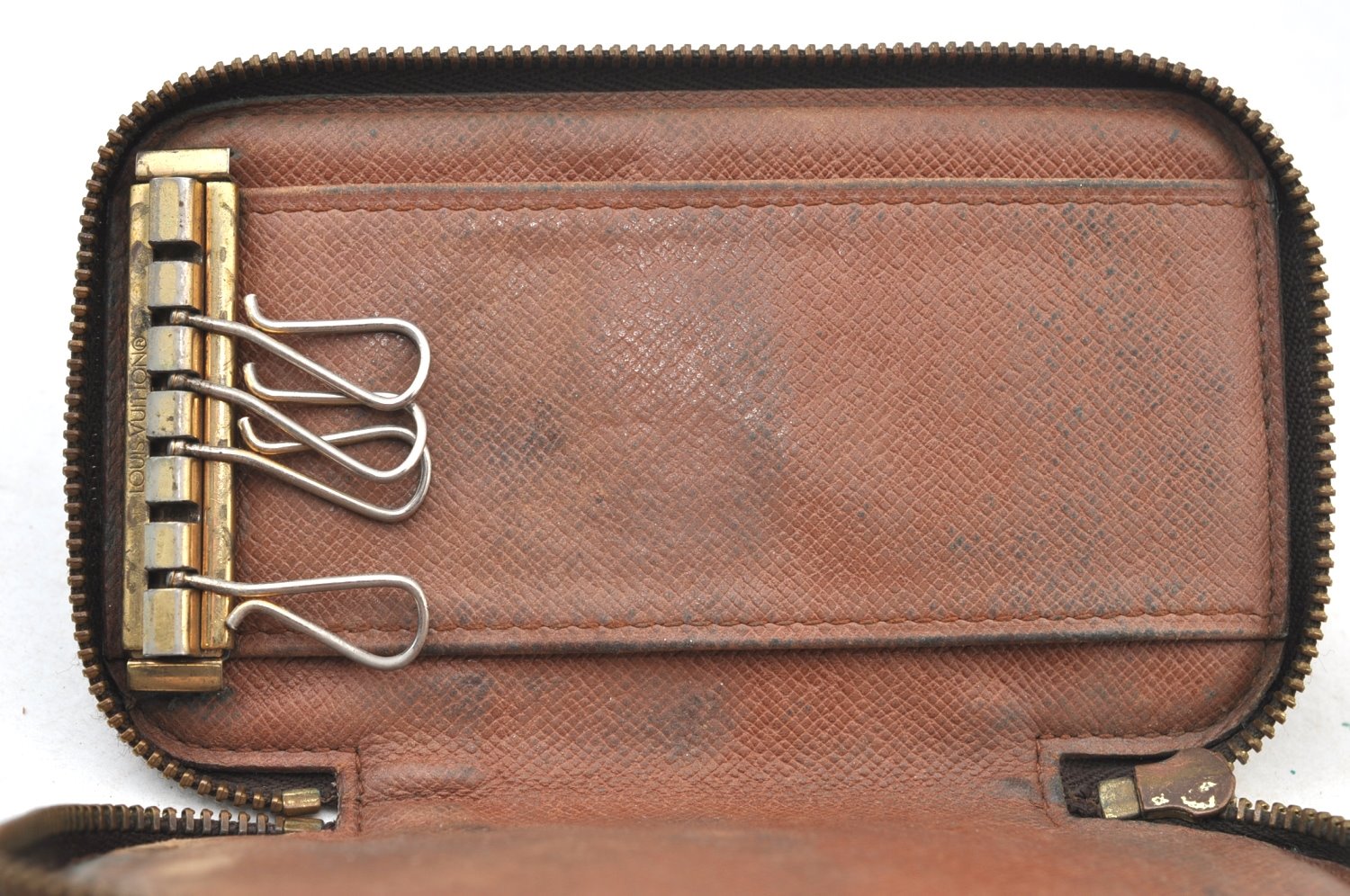 Authentic Louis Vuitton Monogram Pochette 6 Cles Key Case Holder M62610 LV K8891