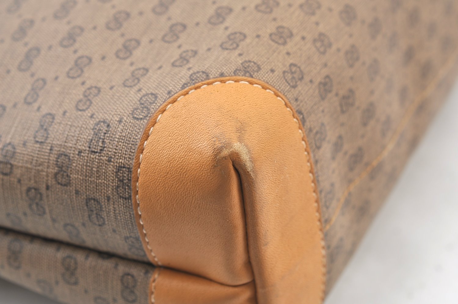 Authentic GUCCI Micro GG PVC Leather ShoulderTote Bag Brown K8895