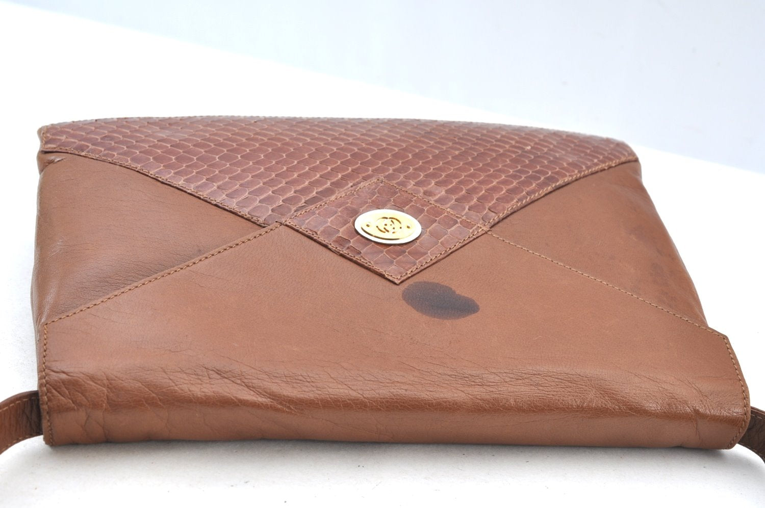 Authentic GUCCI Shoulder Cross Bag Leather Brown K8906