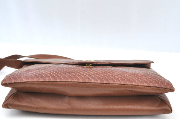 Authentic GUCCI Shoulder Cross Bag Leather Brown K8906