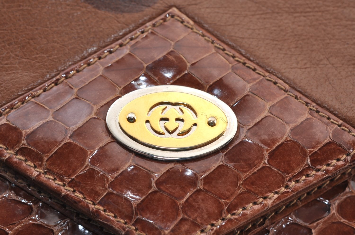 Authentic GUCCI Shoulder Cross Bag Leather Brown K8906