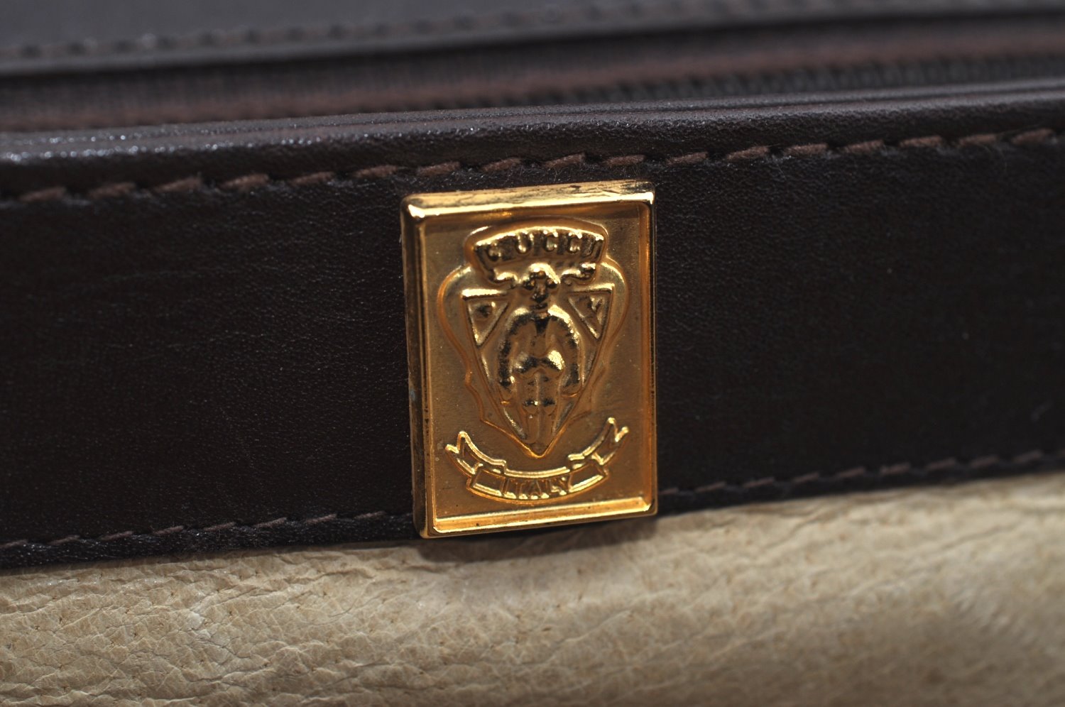 Authentic GUCCI Hand Bag Leather Brown K8909