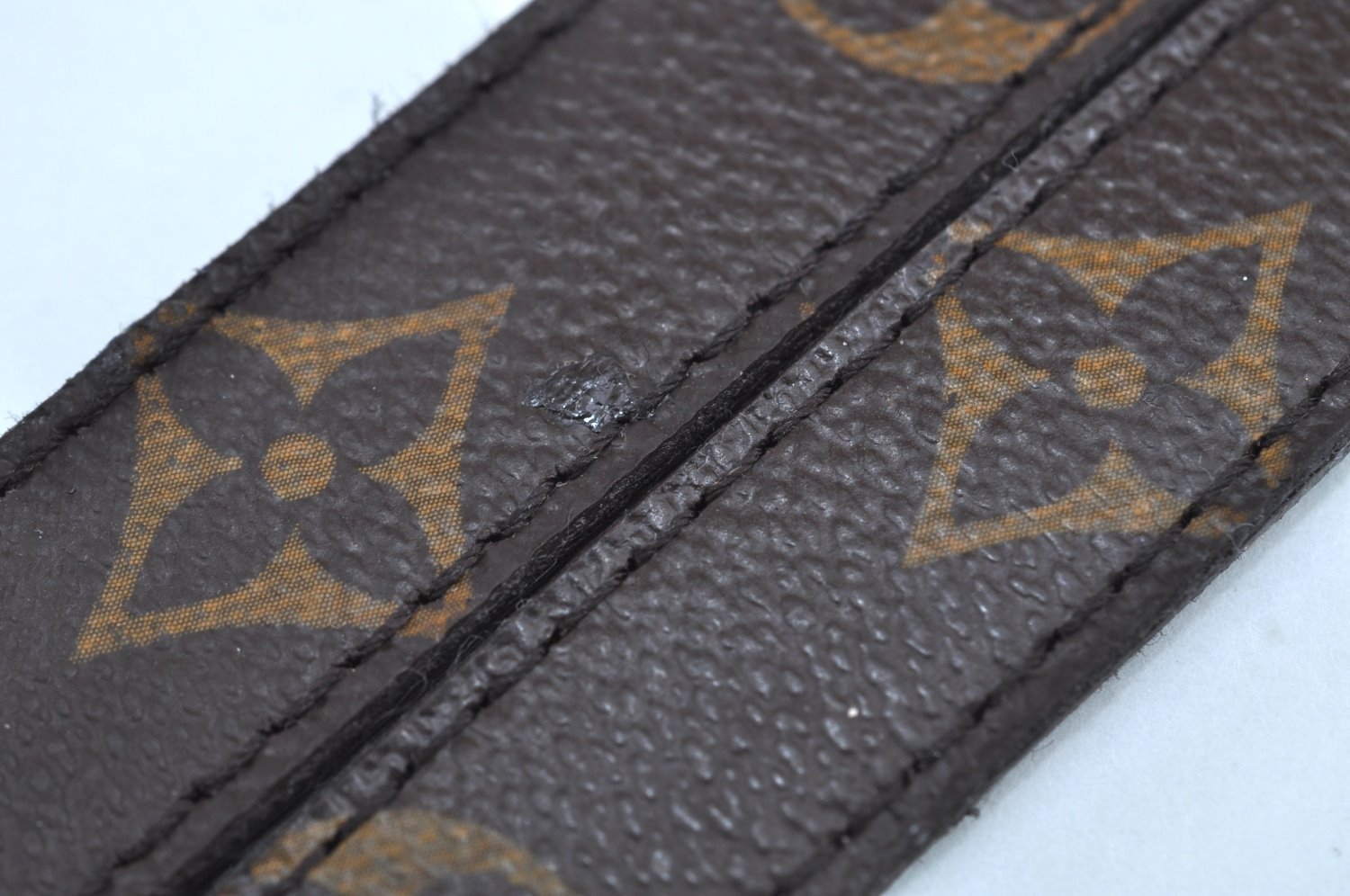 Authentic Louis Vuitton Monogram Shoulder Strap 44.5