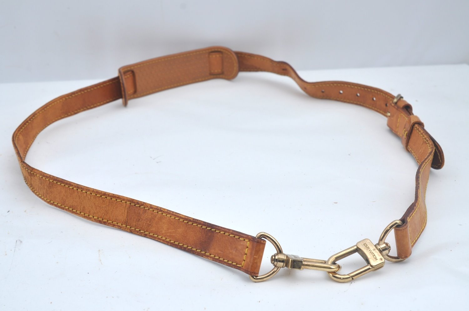 Authentic Louis Vuitton Leather Shoulder Strap Beige 40.2-47.2