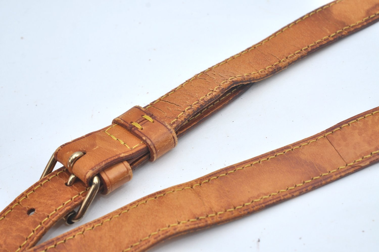 Authentic Louis Vuitton Leather Shoulder Strap Beige 40.2-47.2