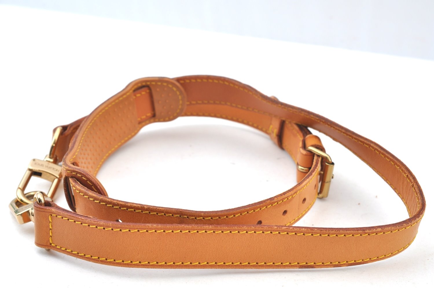 Authentic Louis Vuitton Leather Shoulder Strap Beige 27.6-34.3