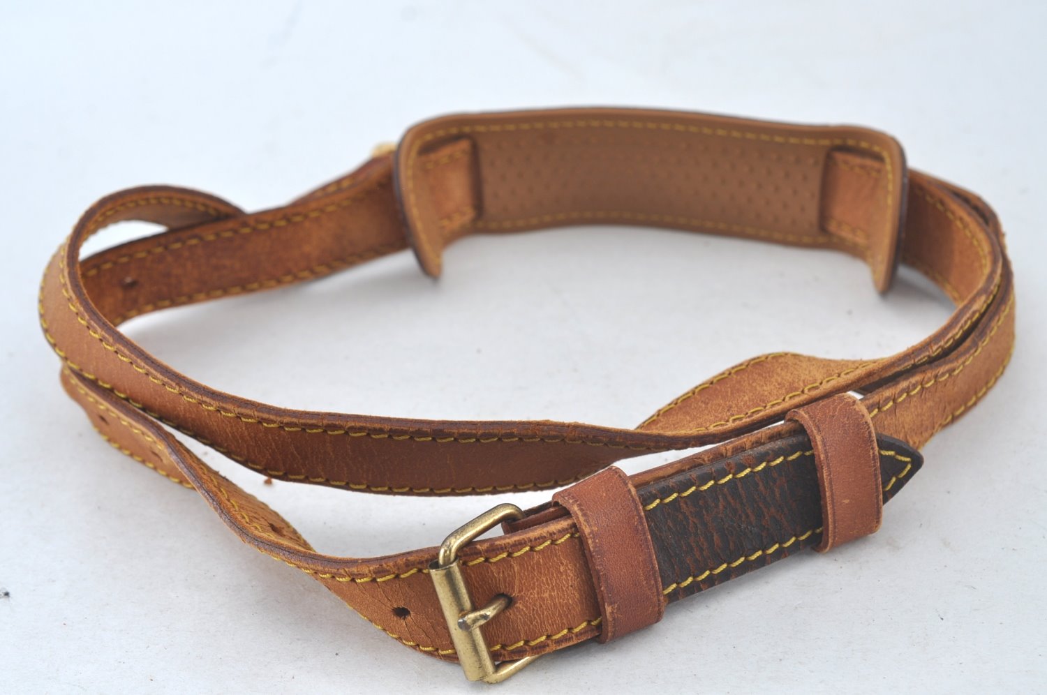 Authentic Louis Vuitton Leather Shoulder Strap 40.6-48