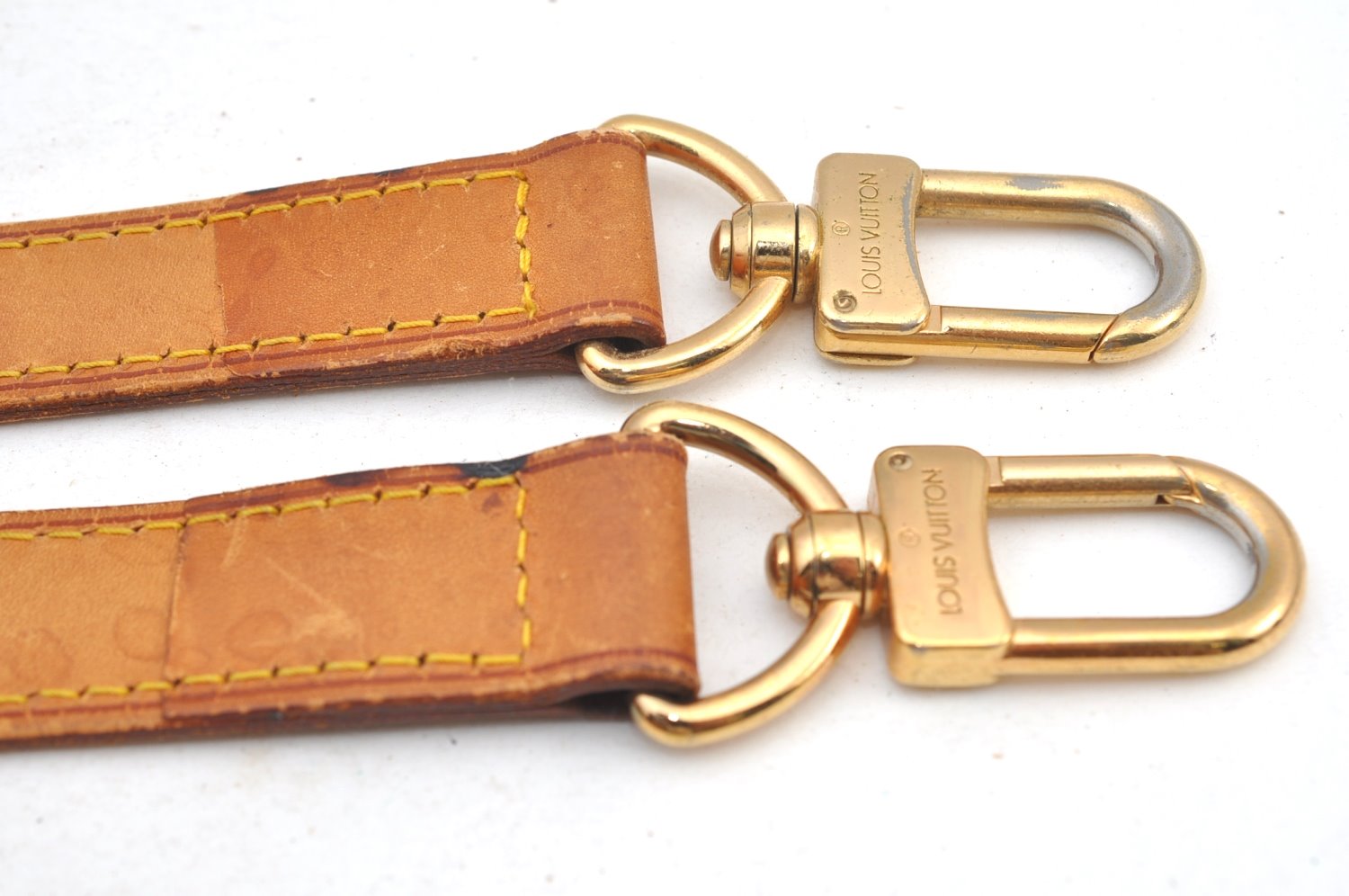 Authentic Louis Vuitton Leather Shoulder Strap Beige 0.4-42.9