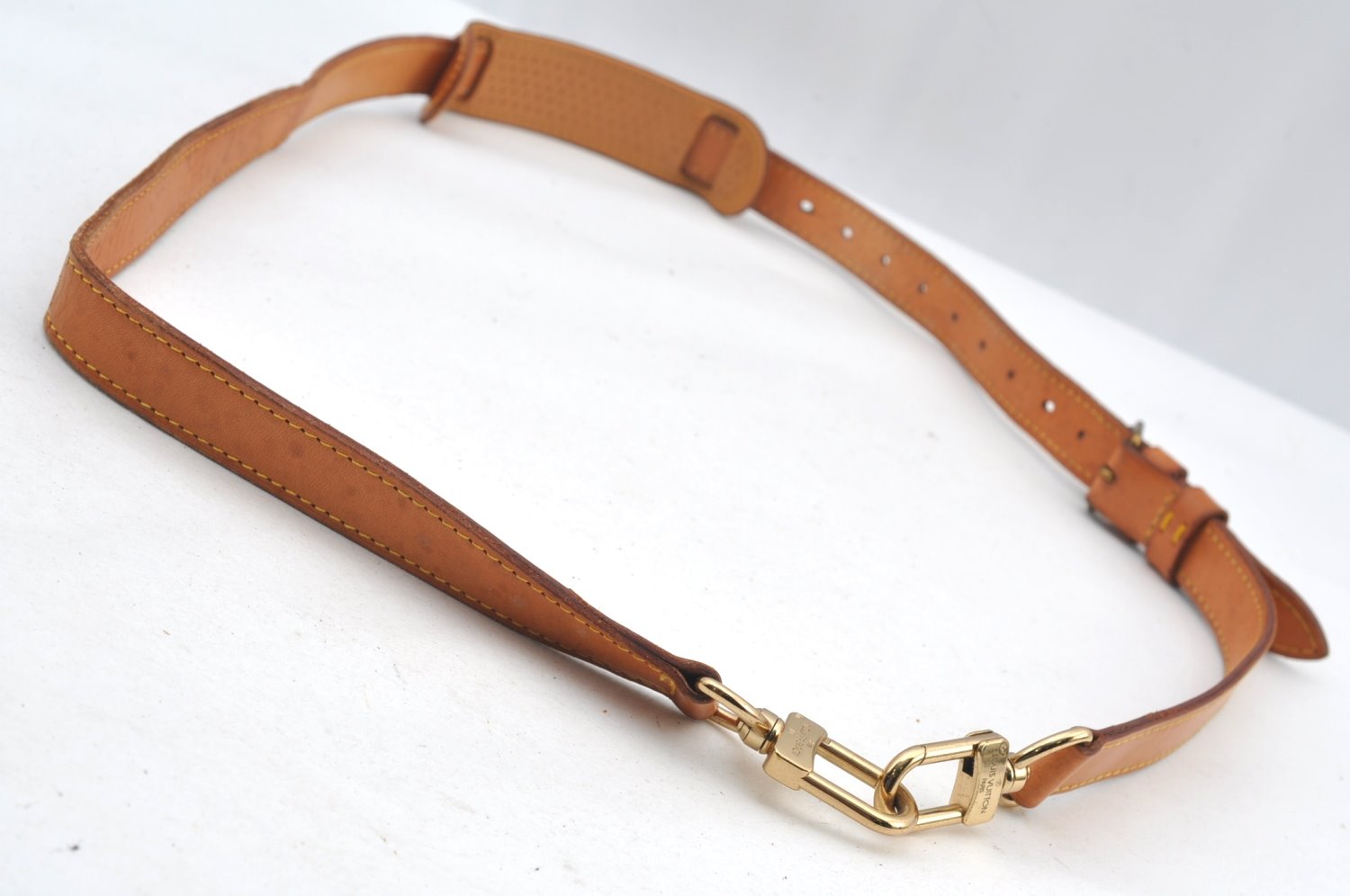 Authentic Louis Vuitton Leather Shoulder Strap Beige 40.2-47.2