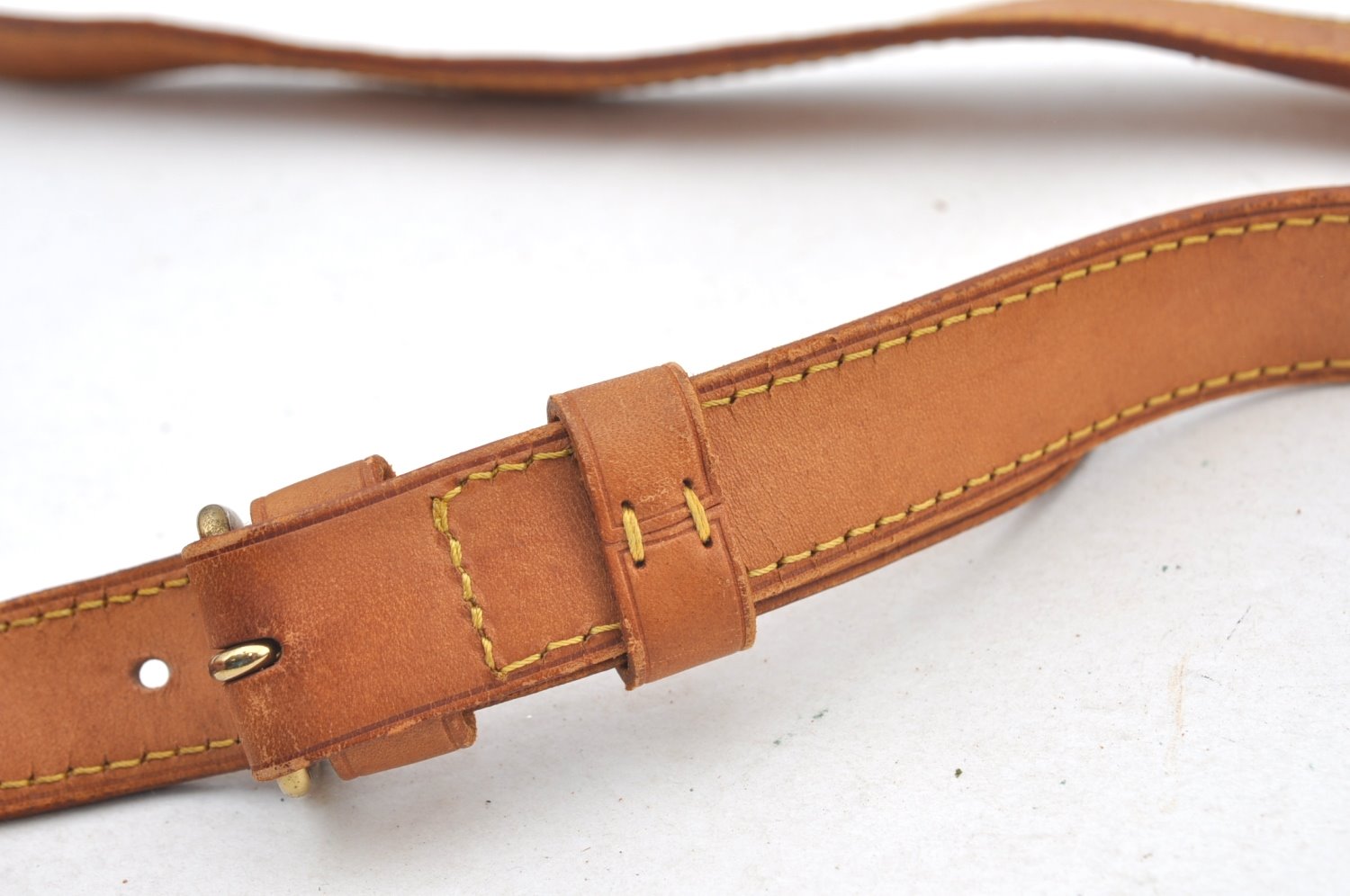 Authentic Louis Vuitton Leather Shoulder Strap Beige 39.4-46.5