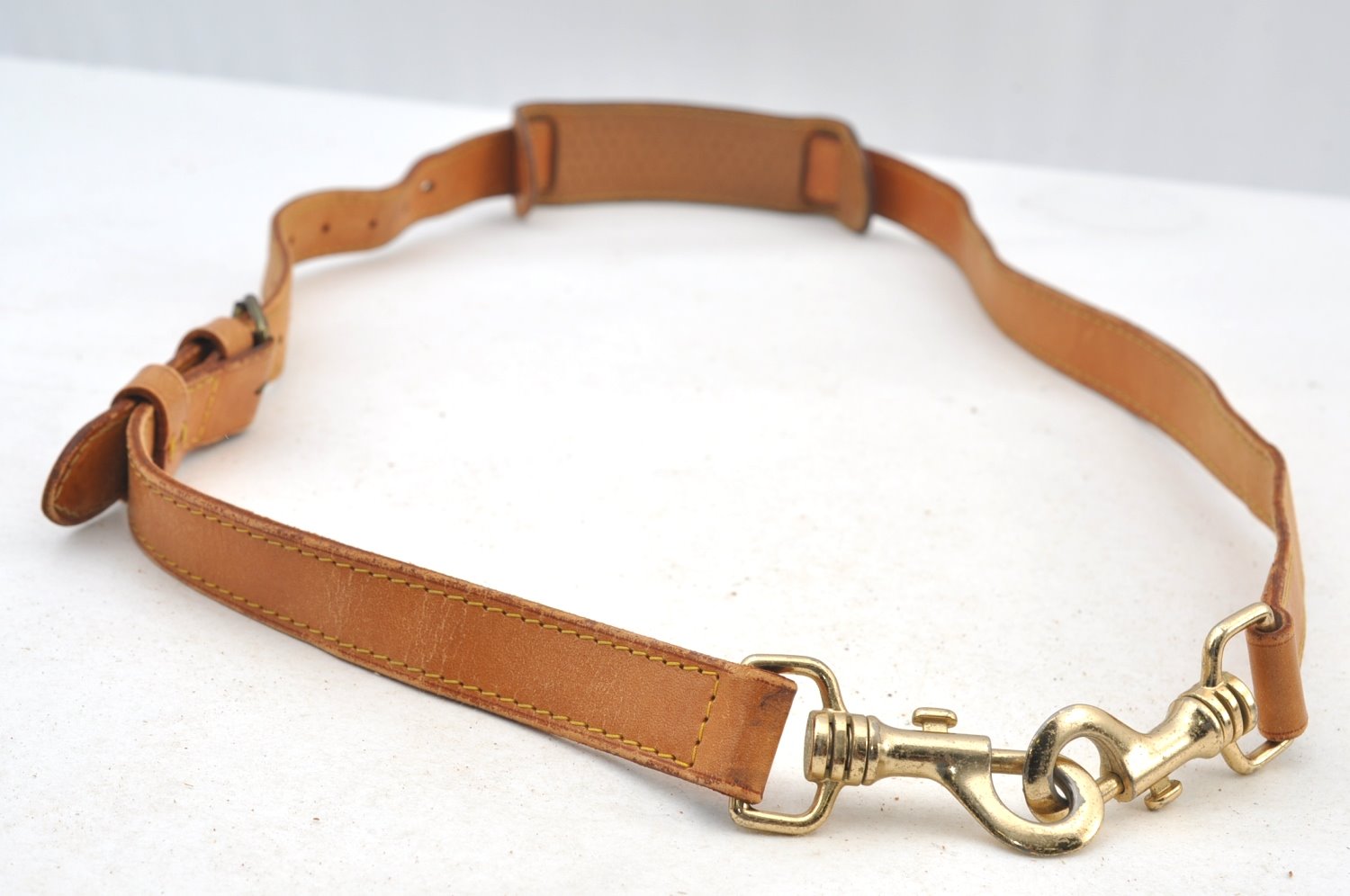 Authentic Louis Vuitton Leather Shoulder Strap Beige 37-47.2