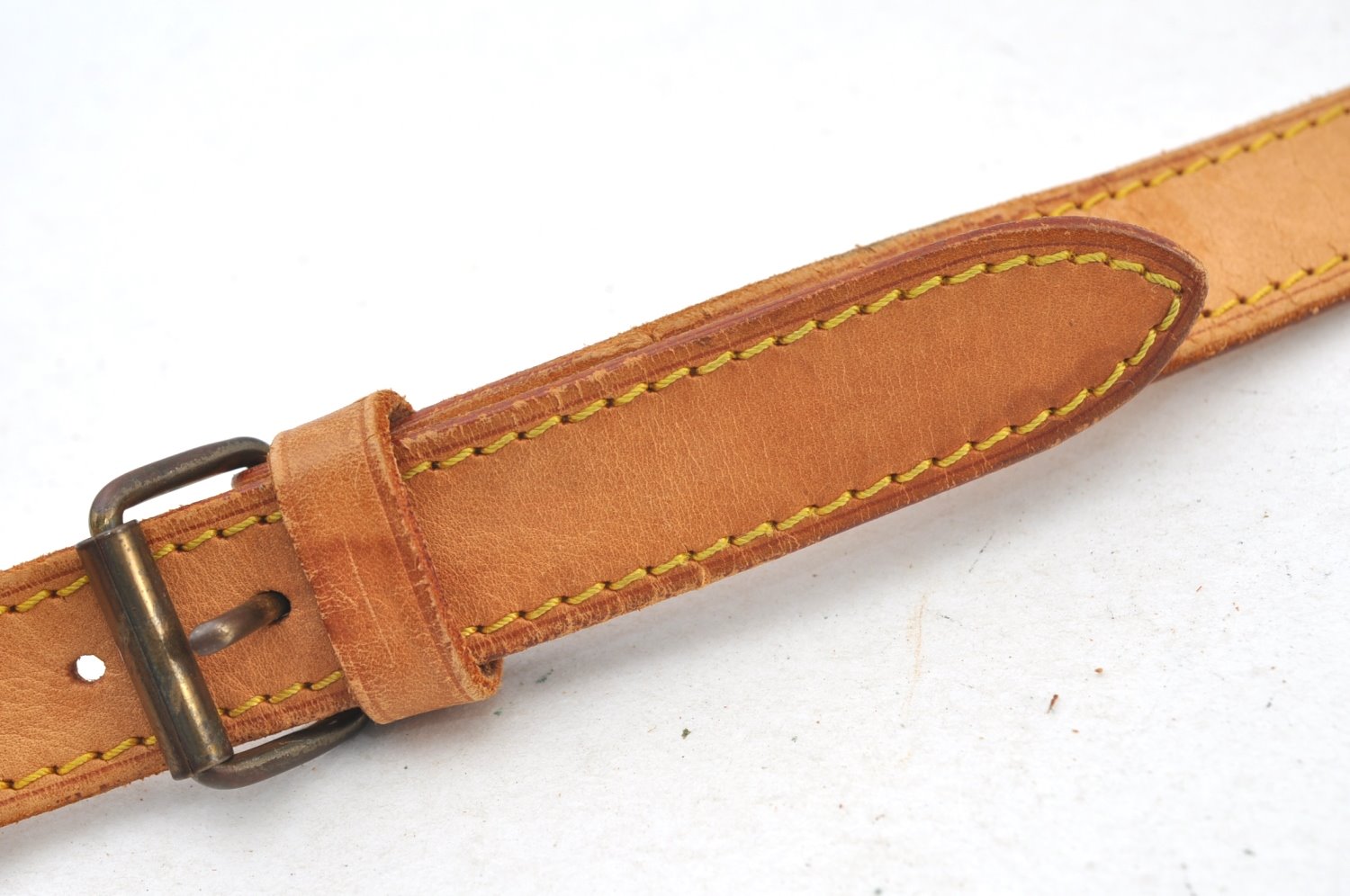 Authentic Louis Vuitton Leather Shoulder Strap Beige 36.2-43.3