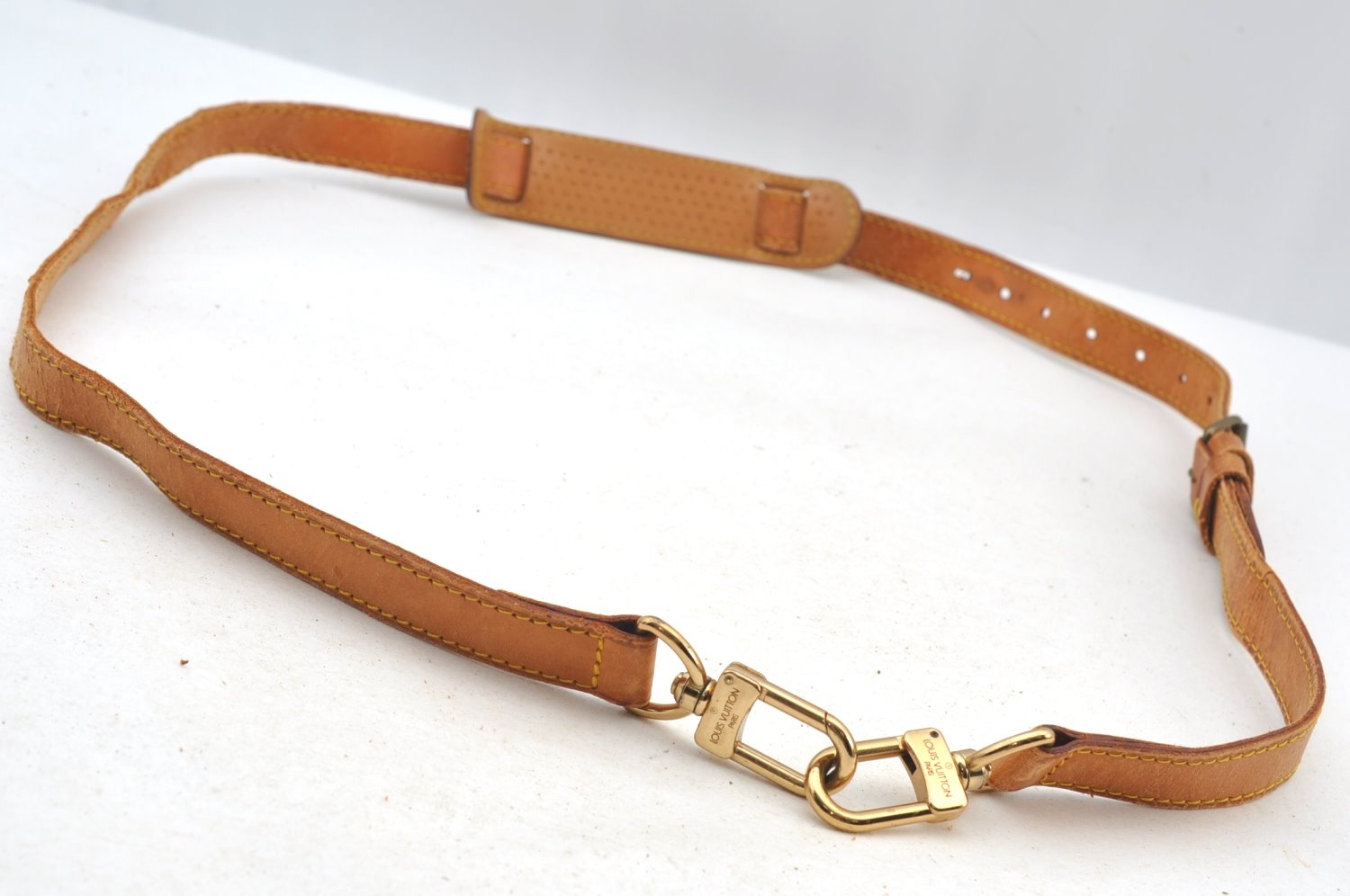 Authentic Louis Vuitton Leather Shoulder Strap Beige 42.5-49.6