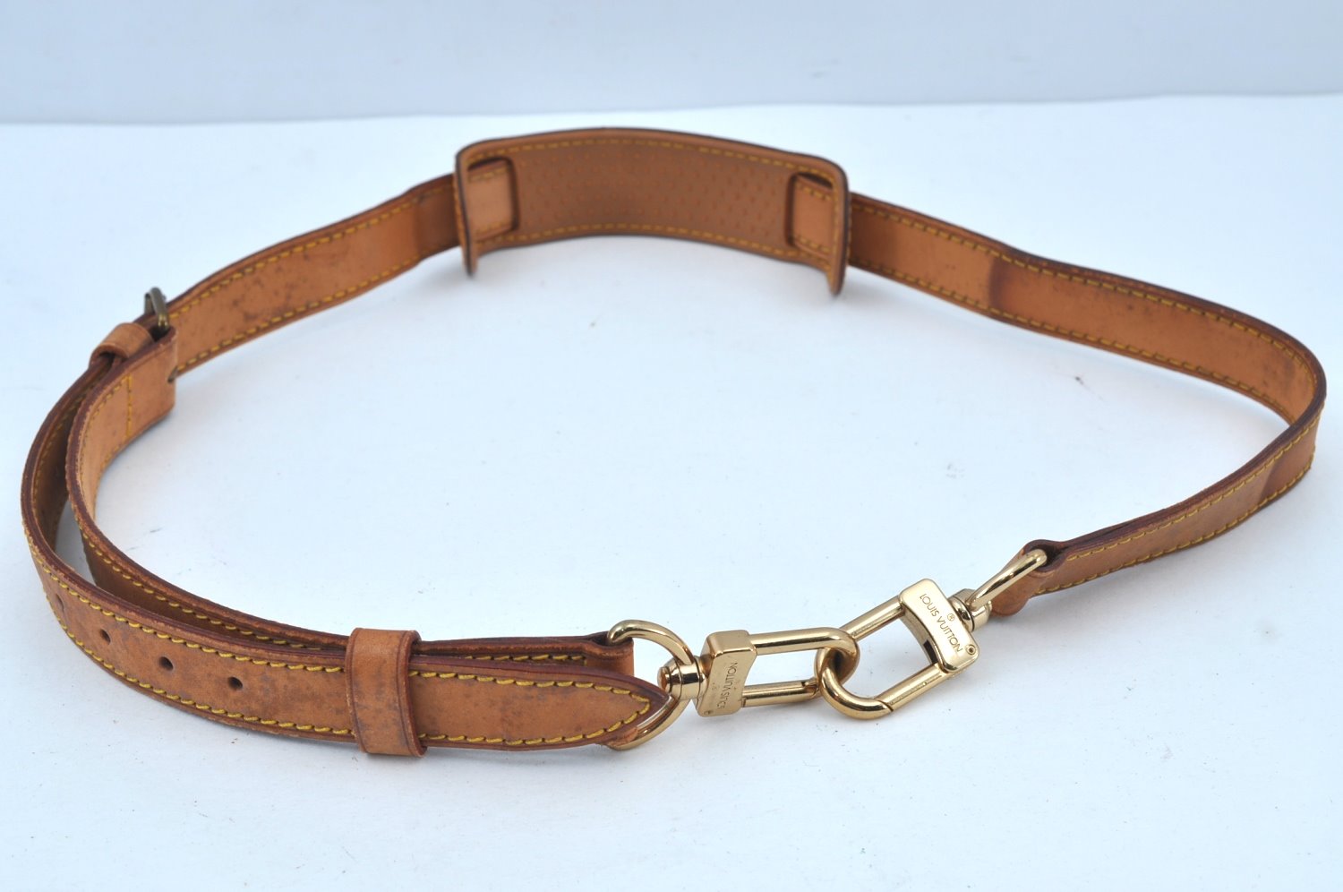 Authentic Louis Vuitton Leather Shoulder Strap Beige 35.4-42.5