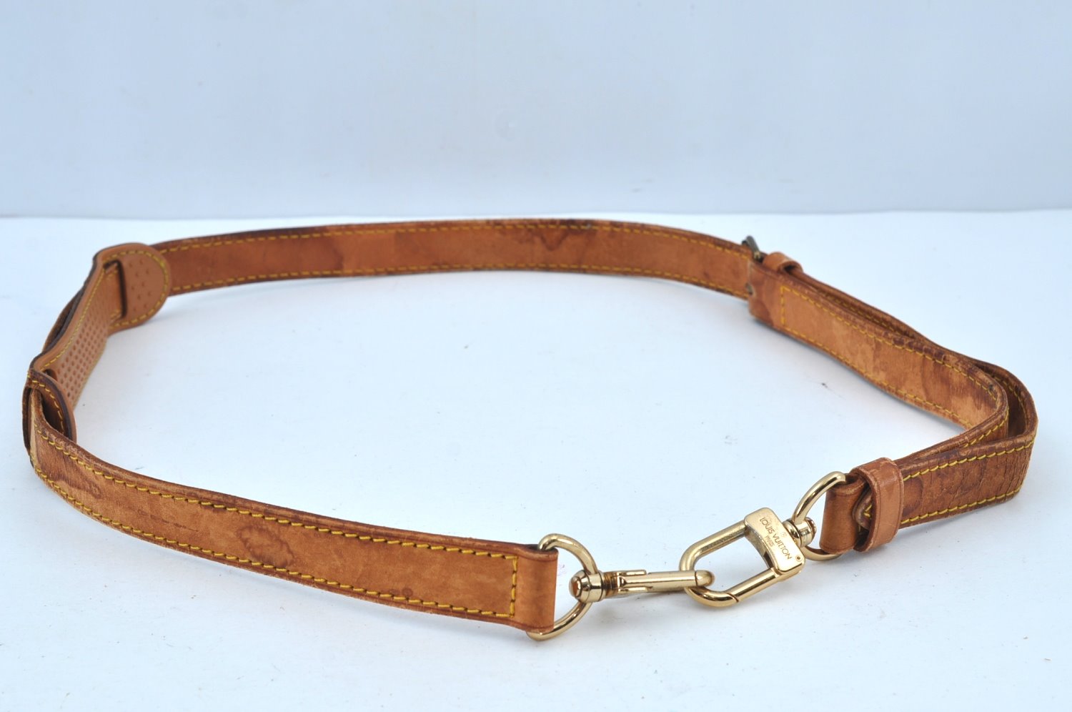 Authentic Louis Vuitton Leather Shoulder Strap Beige 40.2-47.2