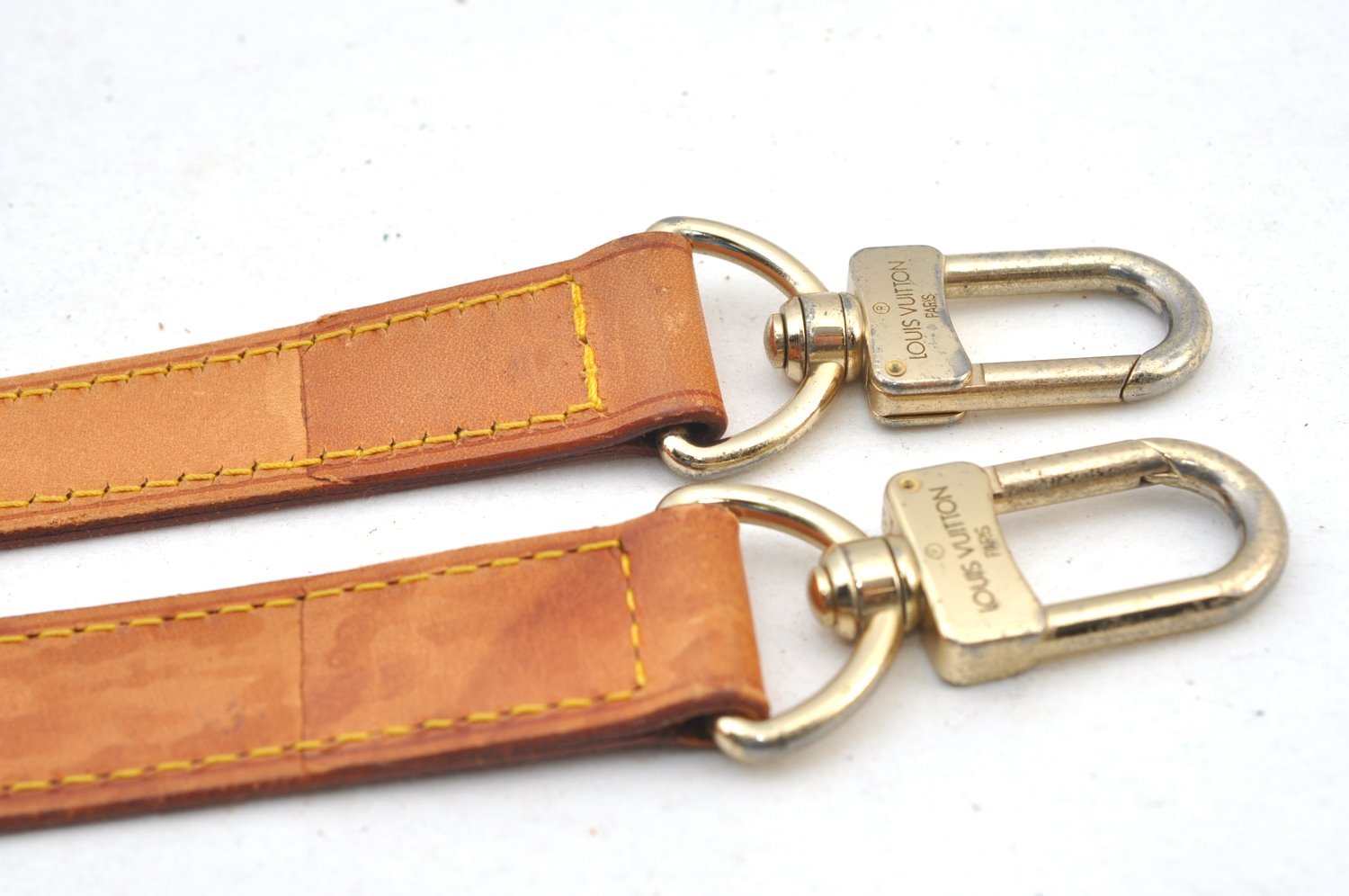 Authentic Louis Vuitton Leather Shoulder Strap Beige 36.2-43.3