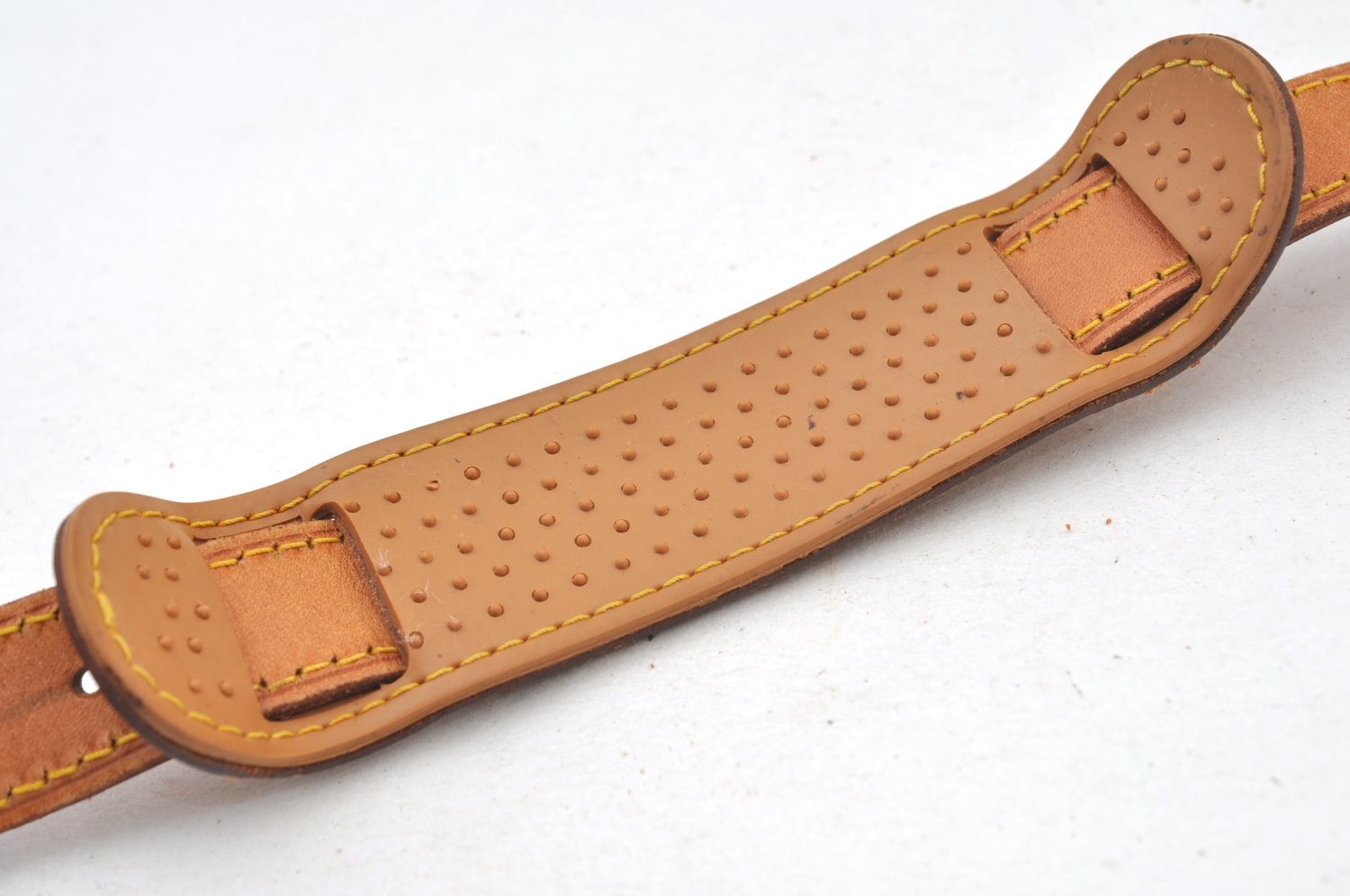 Authentic Louis Vuitton Leather Shoulder Strap Beige 36.2-43.3