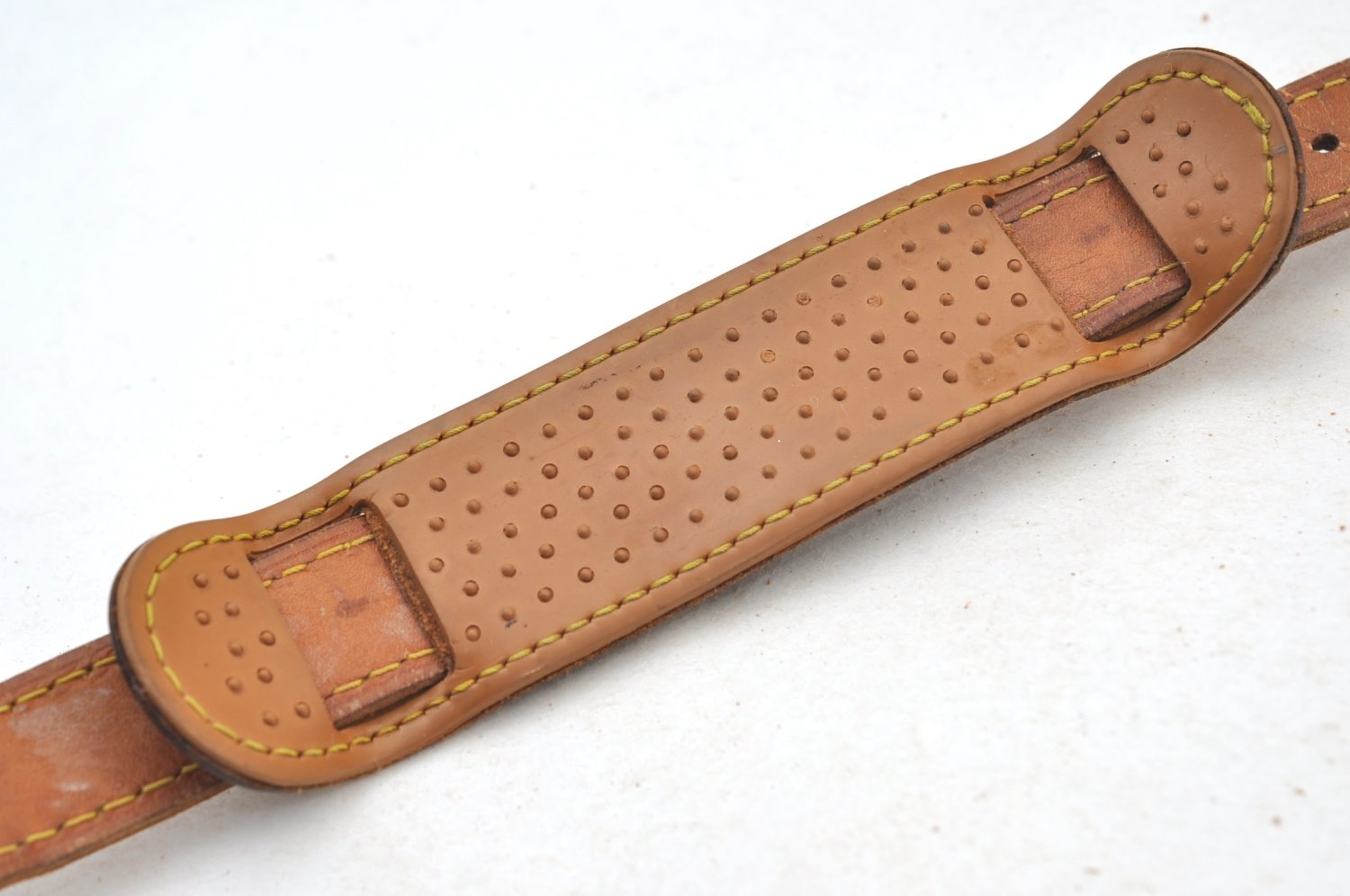 Authentic Louis Vuitton Leather Shoulder Strap Beige 37-44.1