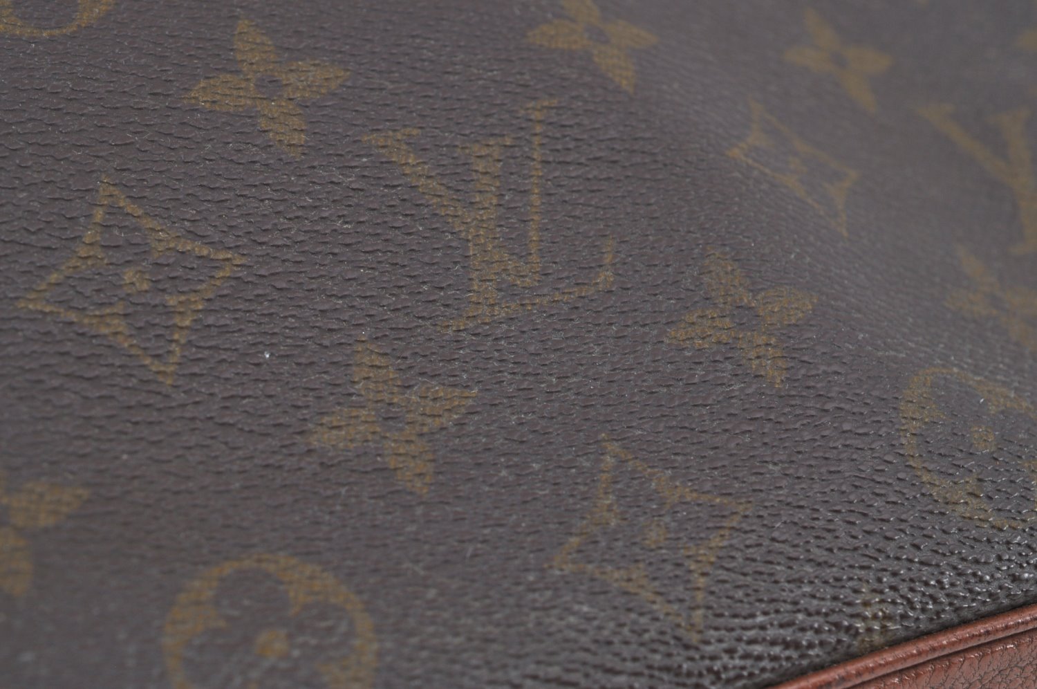 Authentic Louis Vuitton Monogram Sac Bandouliere 30 Shoulder Bag Old Model K8978