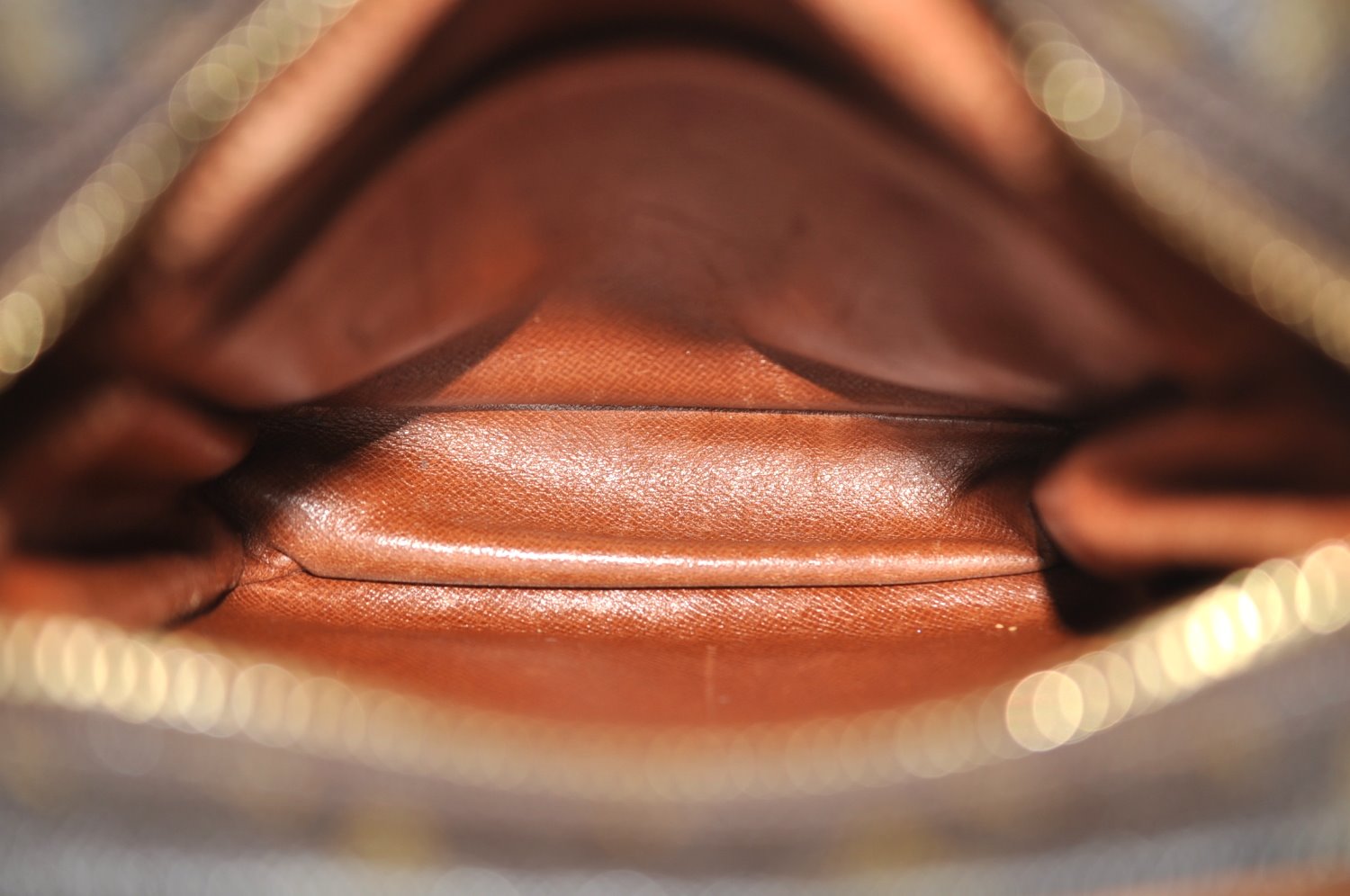 Authentic Louis Vuitton Monogram Amazone Shoulder Cross Bag M45236 LV Junk K8990