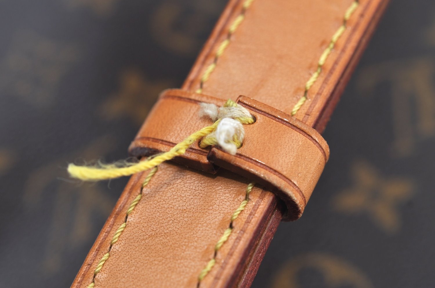 Authentic Louis Vuitton Monogram Odeon MM Shoulder Cross Bag M56389 LV K9005