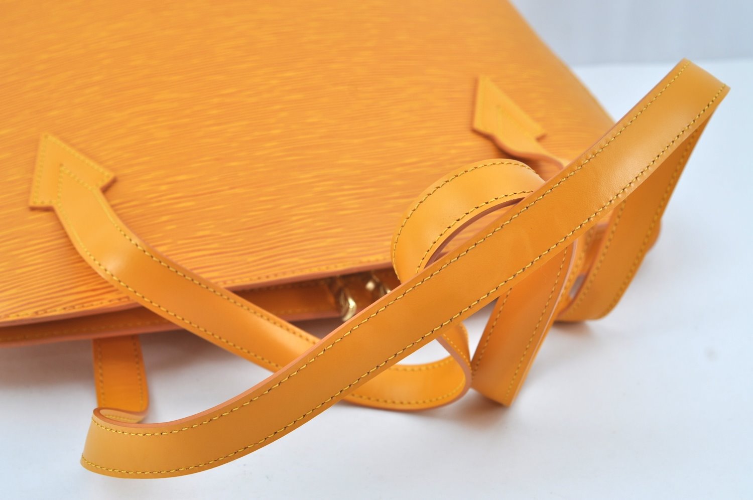 Authentic Louis Vuitton Epi Lussac Shoulder Tote Bag Yellow M52289 LV K9024