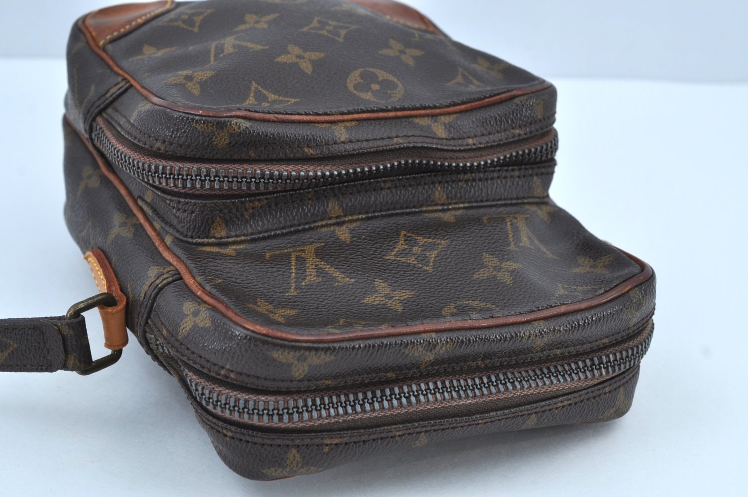 Authentic Louis Vuitton Monogram Amazone Shoulder Cross Bag M45236 LV Junk K9035