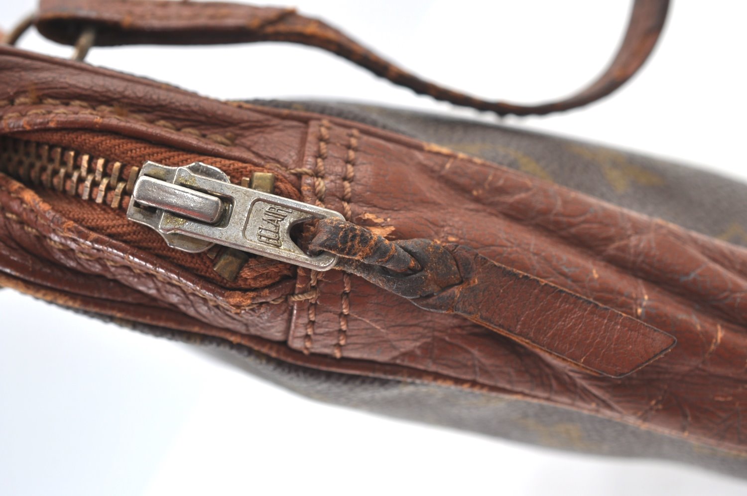 Authentic Louis Vuitton Monogram Pochette Sport Clutch Bag Old Model Junk K9063