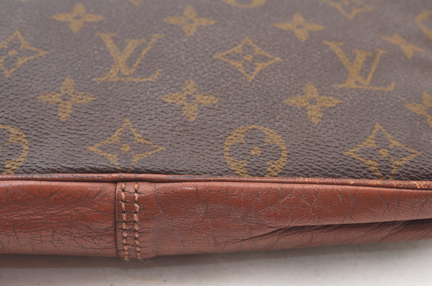 Authentic Louis Vuitton Monogram Pochette Sport Clutch Bag Old Model Junk K9063