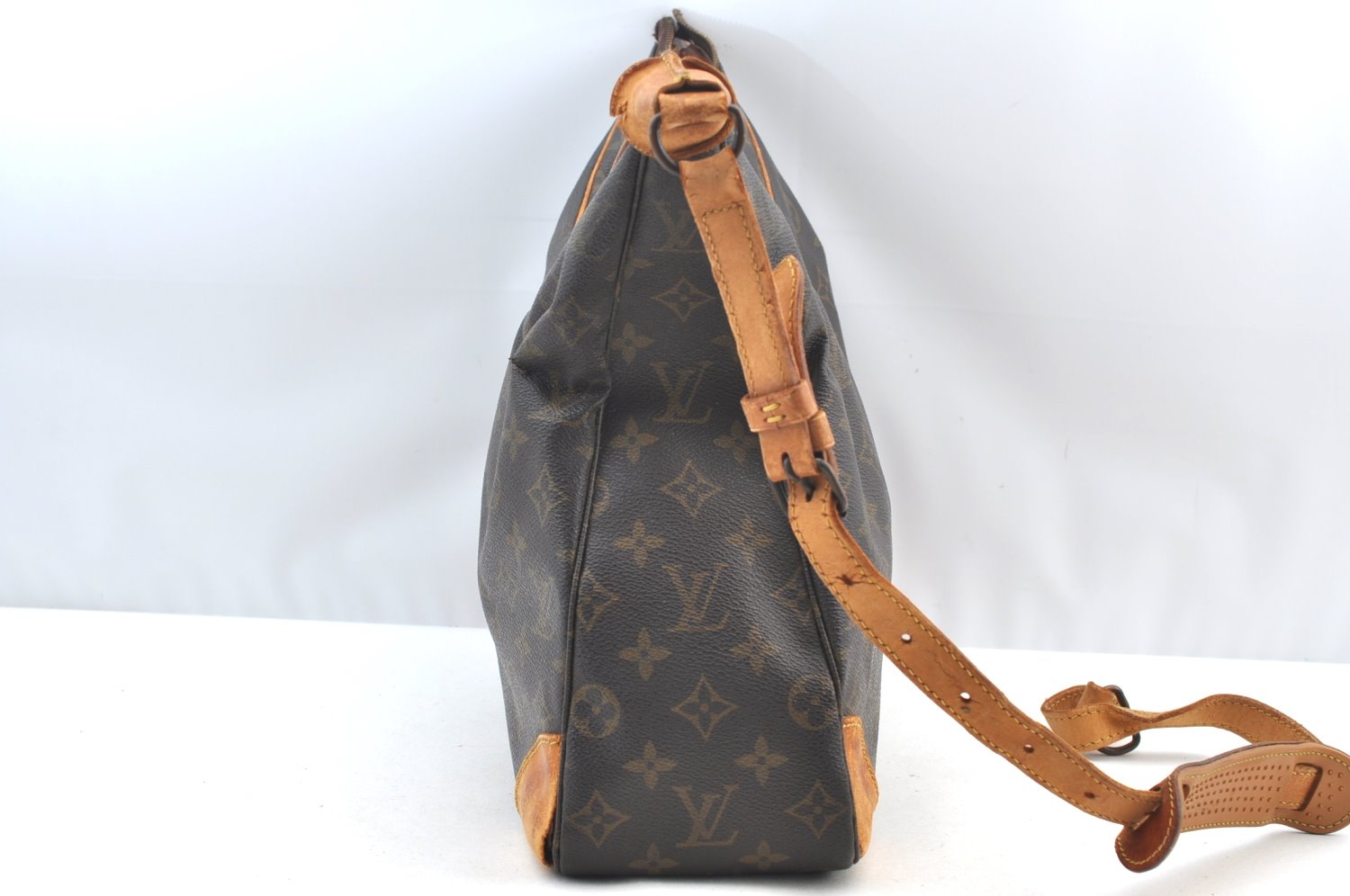 Authentic Louis Vuitton Monogram Boulogne 35 Shoulder Bag M51260 LV Junk K9068