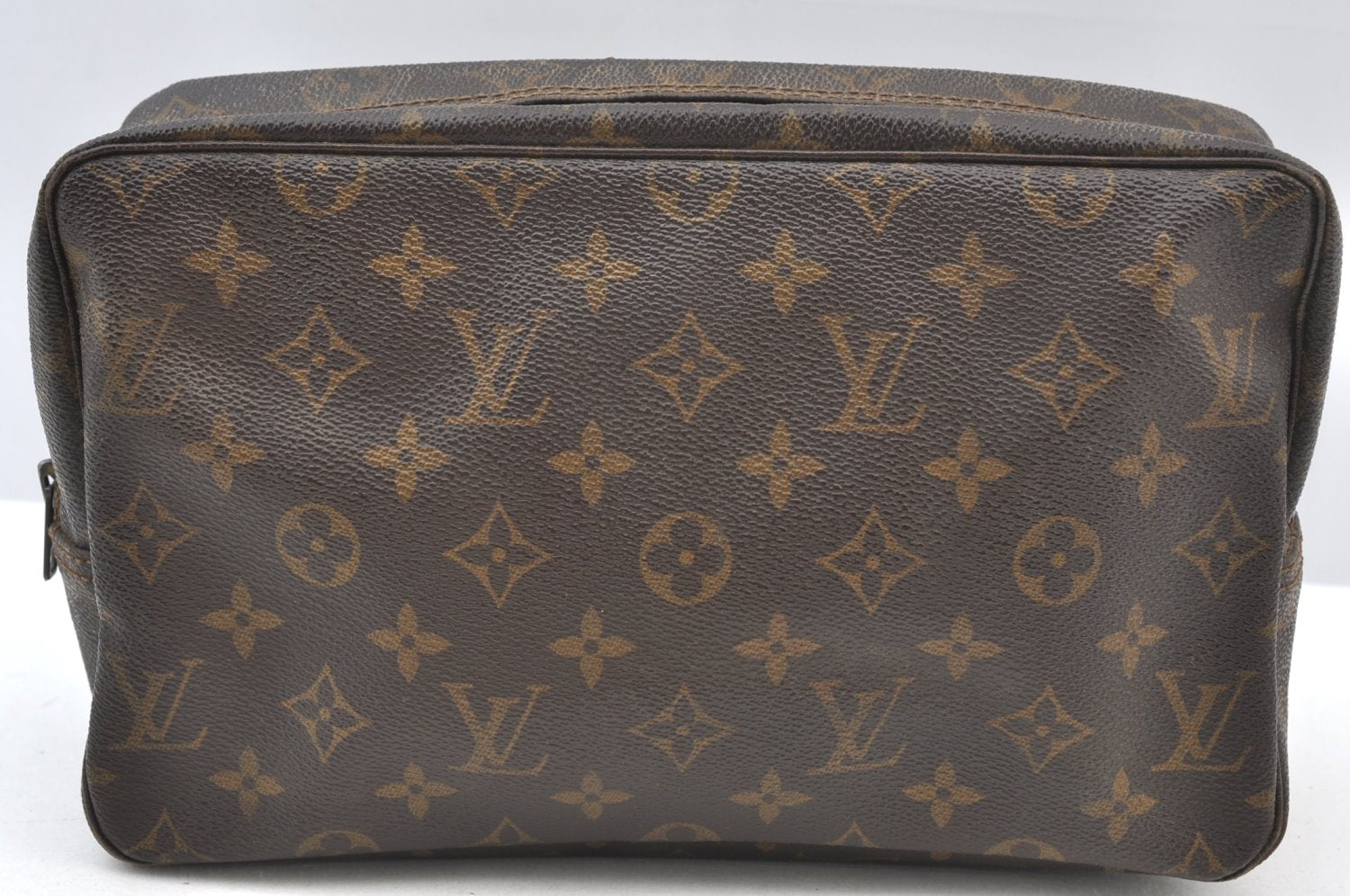 Auth Louis Vuitton Monogram Trousse Toilette 28 Clutch Hand Bag Old Model K9070
