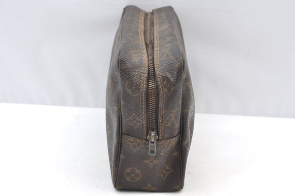 Auth Louis Vuitton Monogram Trousse Toilette 28 Clutch Hand Bag Old Model K9070