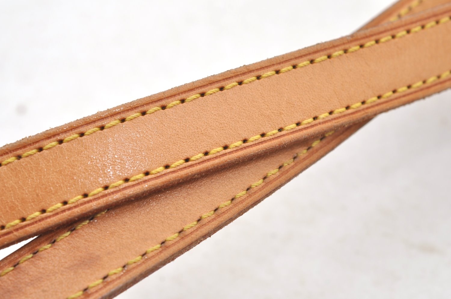 Authentic Louis Vuitton Leather Shoulder Strap For Bucket PM 27.6