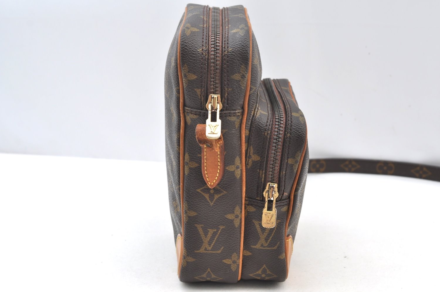Authentic Louis Vuitton Monogram Amazone Shoulder Cross Bag M45236 LV Junk K9097