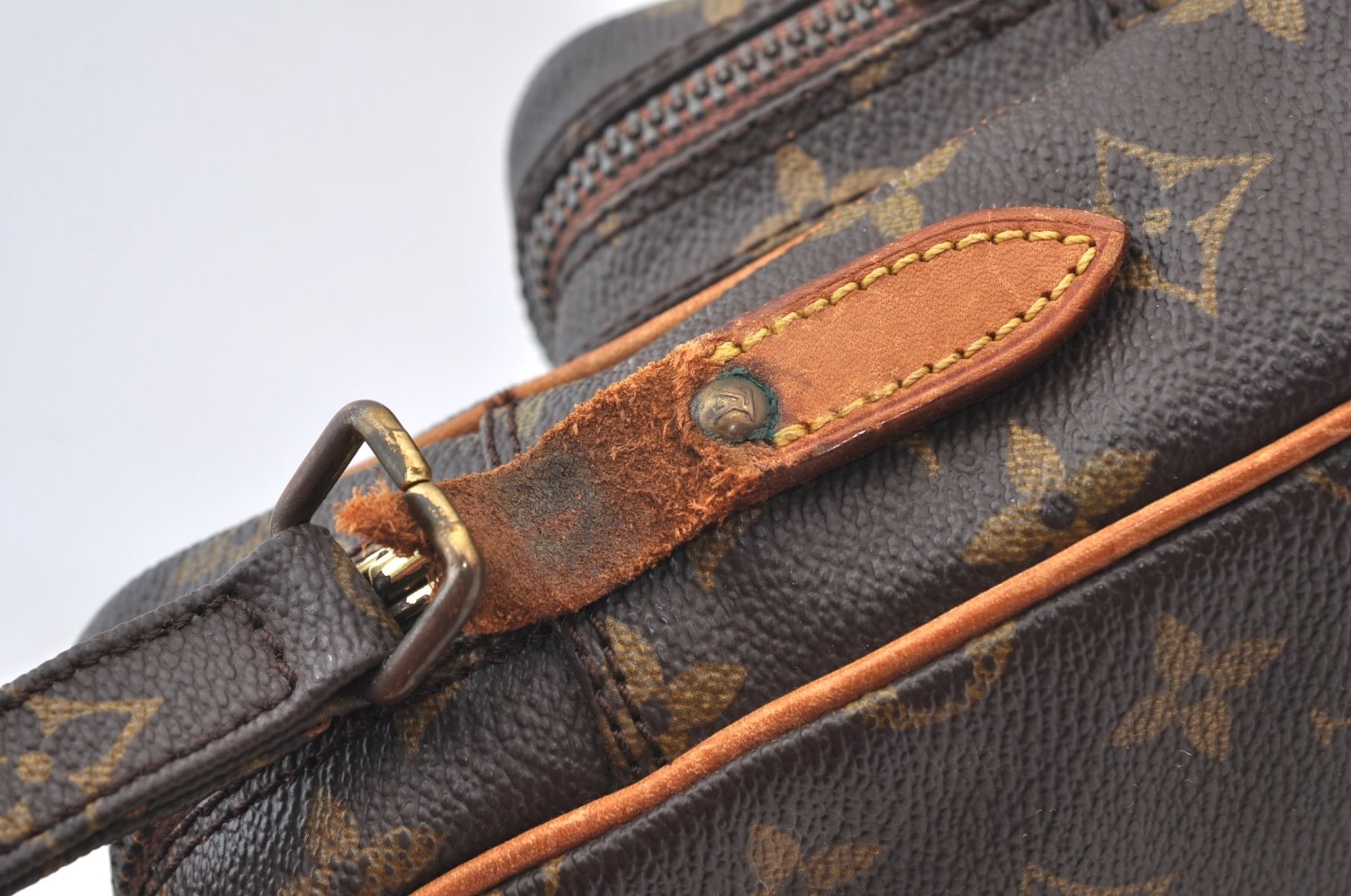 Authentic Louis Vuitton Monogram Amazone Shoulder Cross Bag M45236 LV Junk K9097