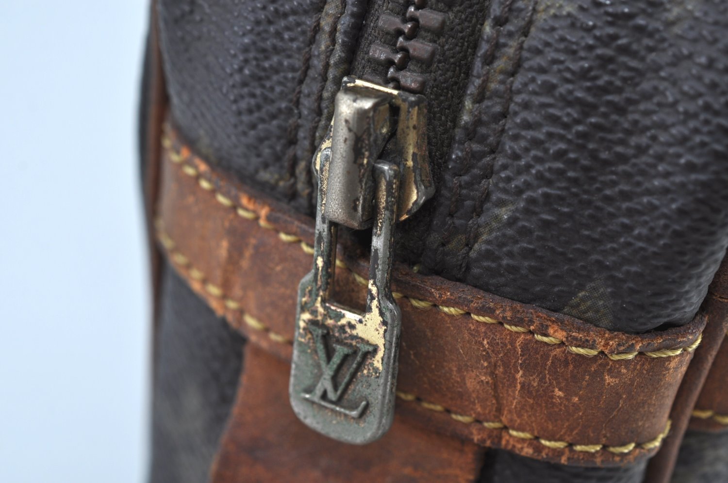 Authentic Louis Vuitton Monogram Compiegne 28 Clutch Hand Bag M51845 LV K9098