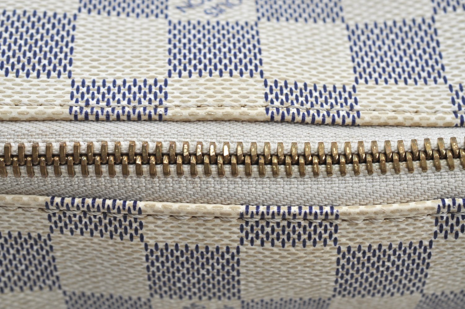 Authentic Louis Vuitton Damier Azur Totally PM Tote Bag White N41280 LV K9099