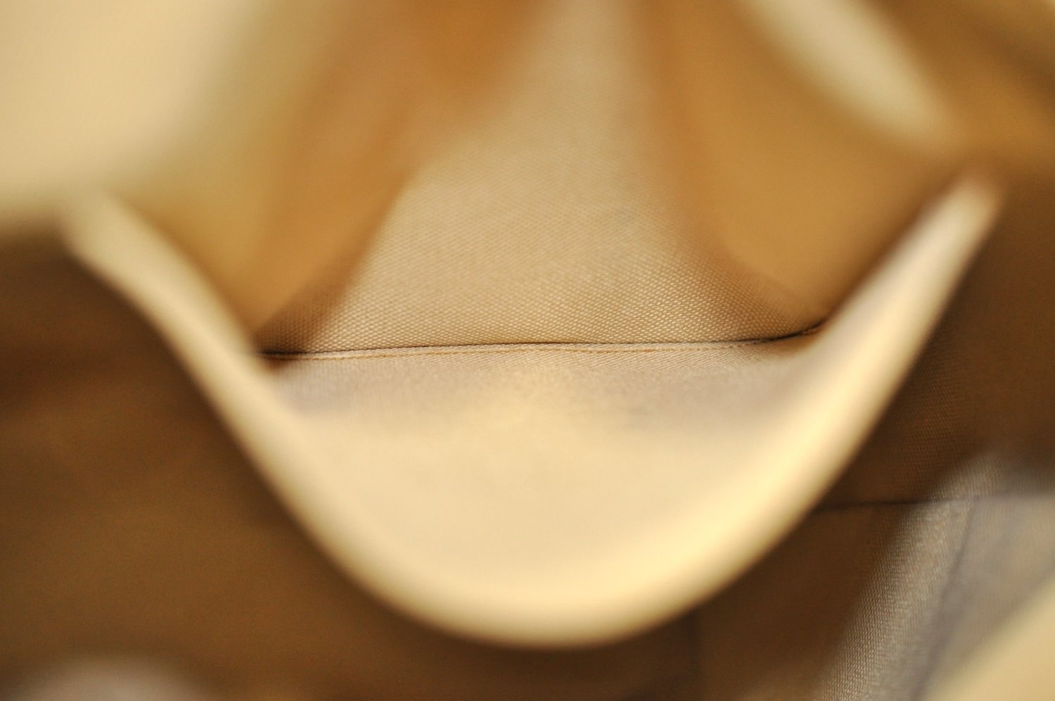 Authentic Louis Vuitton Damier Azur Totally PM Tote Bag White N41280 LV K9099