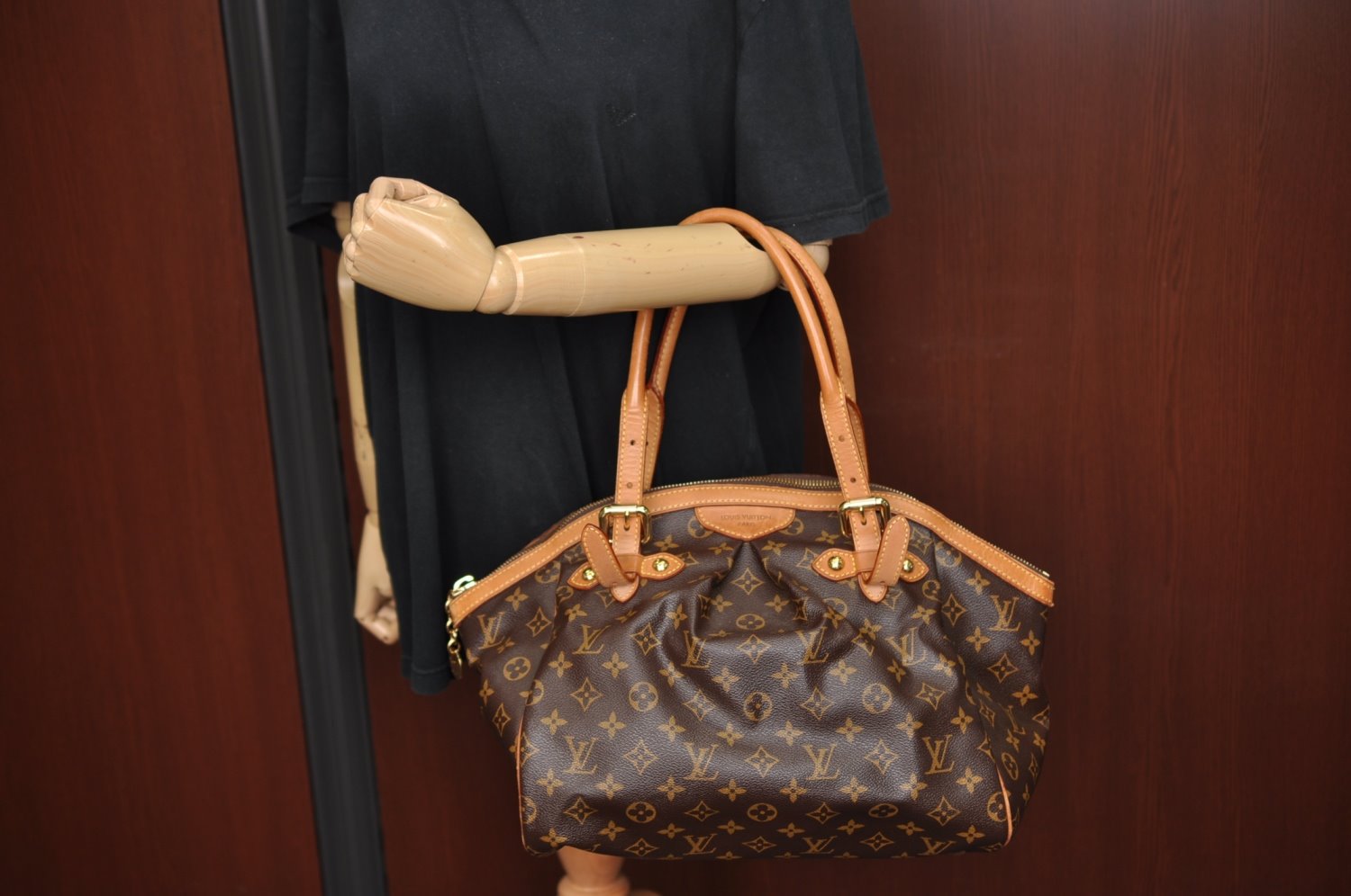 Authentic Louis Vuitton Monogram Tivoli GM Hand Tote Bag M40144 LV K9124