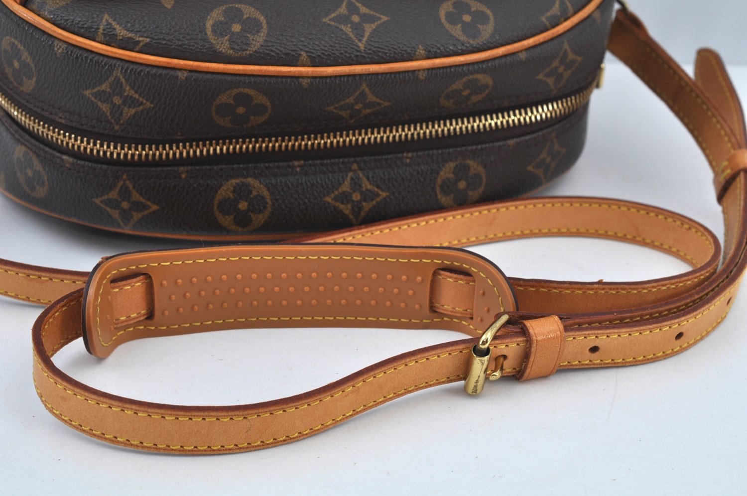 Authentic Louis Vuitton Monogram Blois Shoulder Cross Body Bag M51221 LV K9134