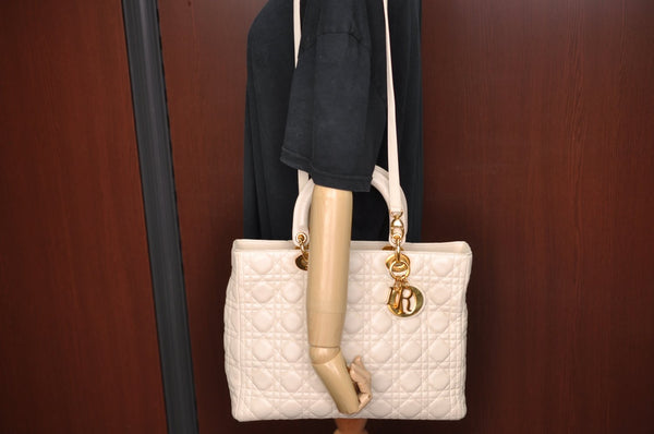 Authentic Christian Dior Lady Dior Lamb Skin Cannage 2Way Hand Bag White K9149