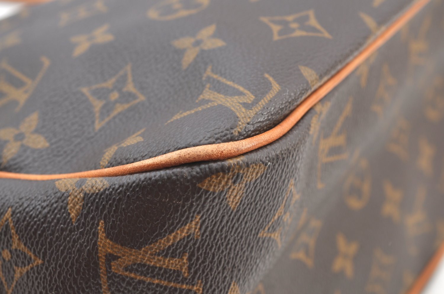 Authentic Louis Vuitton Monogram Batignolles Horizontal Tote Bag M51154 LV K9152