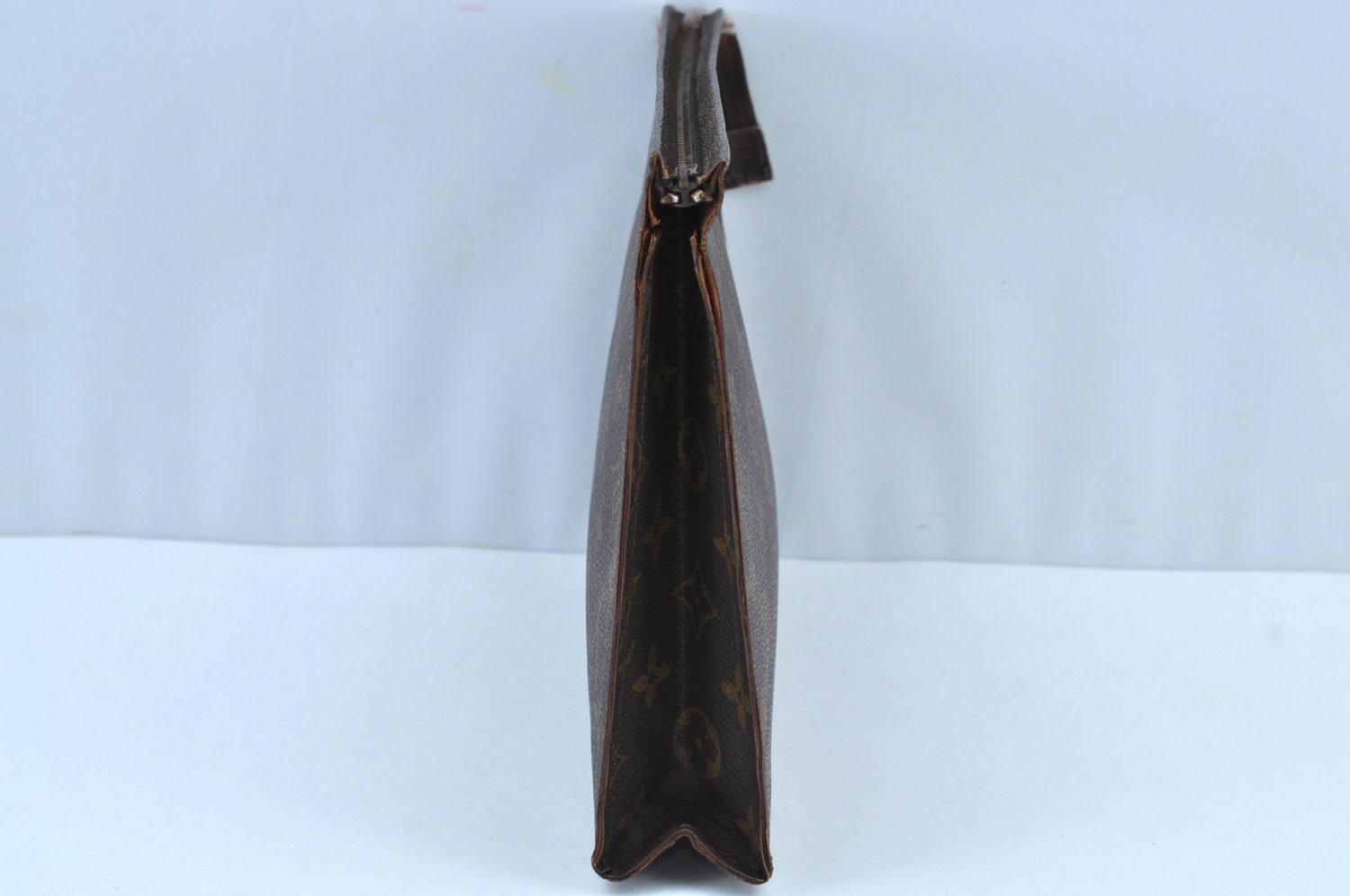 Auth Louis Vuitton Monogram Poche Toilette 26 Cosmetics Pouch Old Model LV K9160