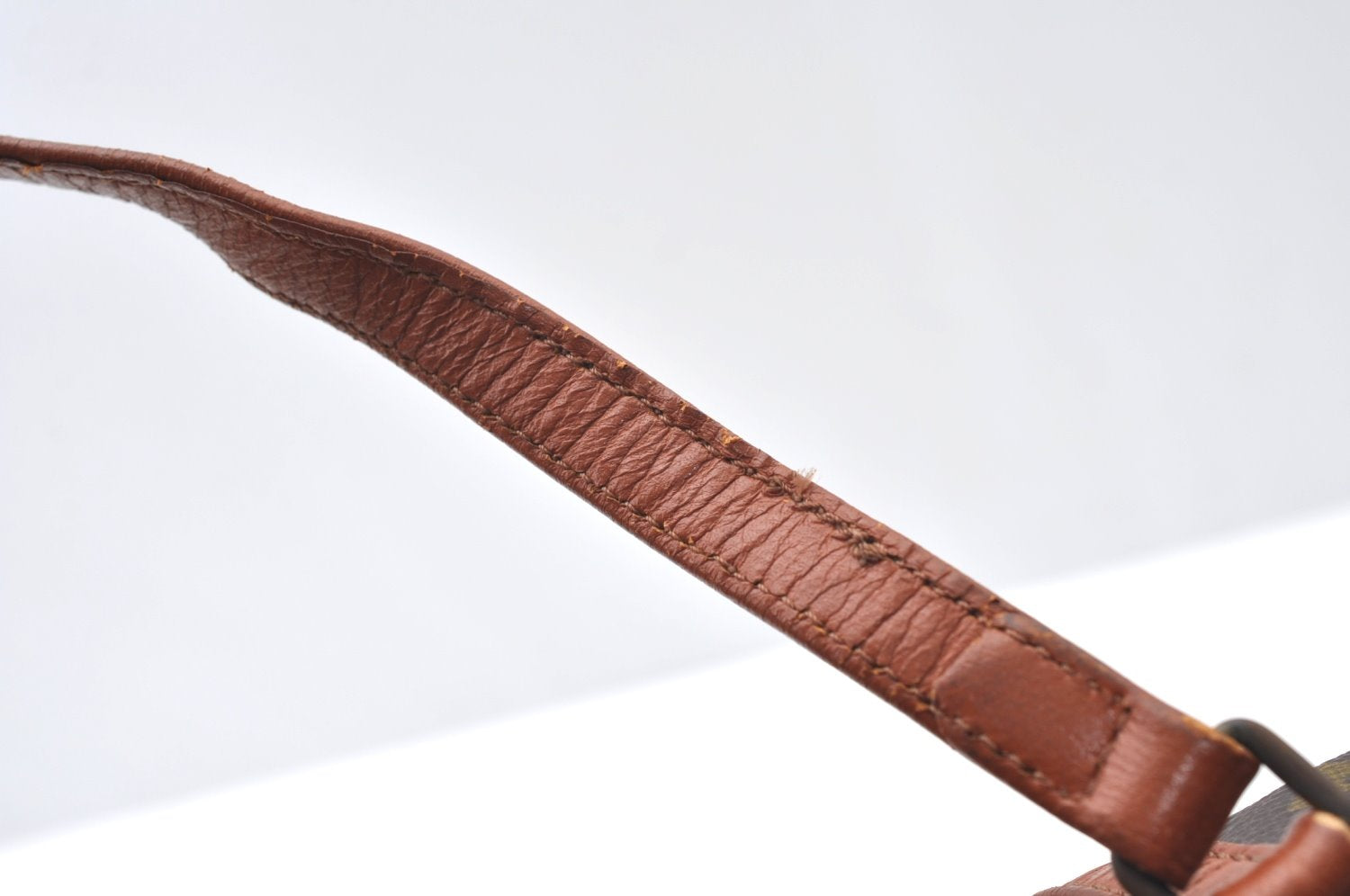 Authentic Louis Vuitton Monogram Papillon 30 Hand Bag Old Model LV K9189