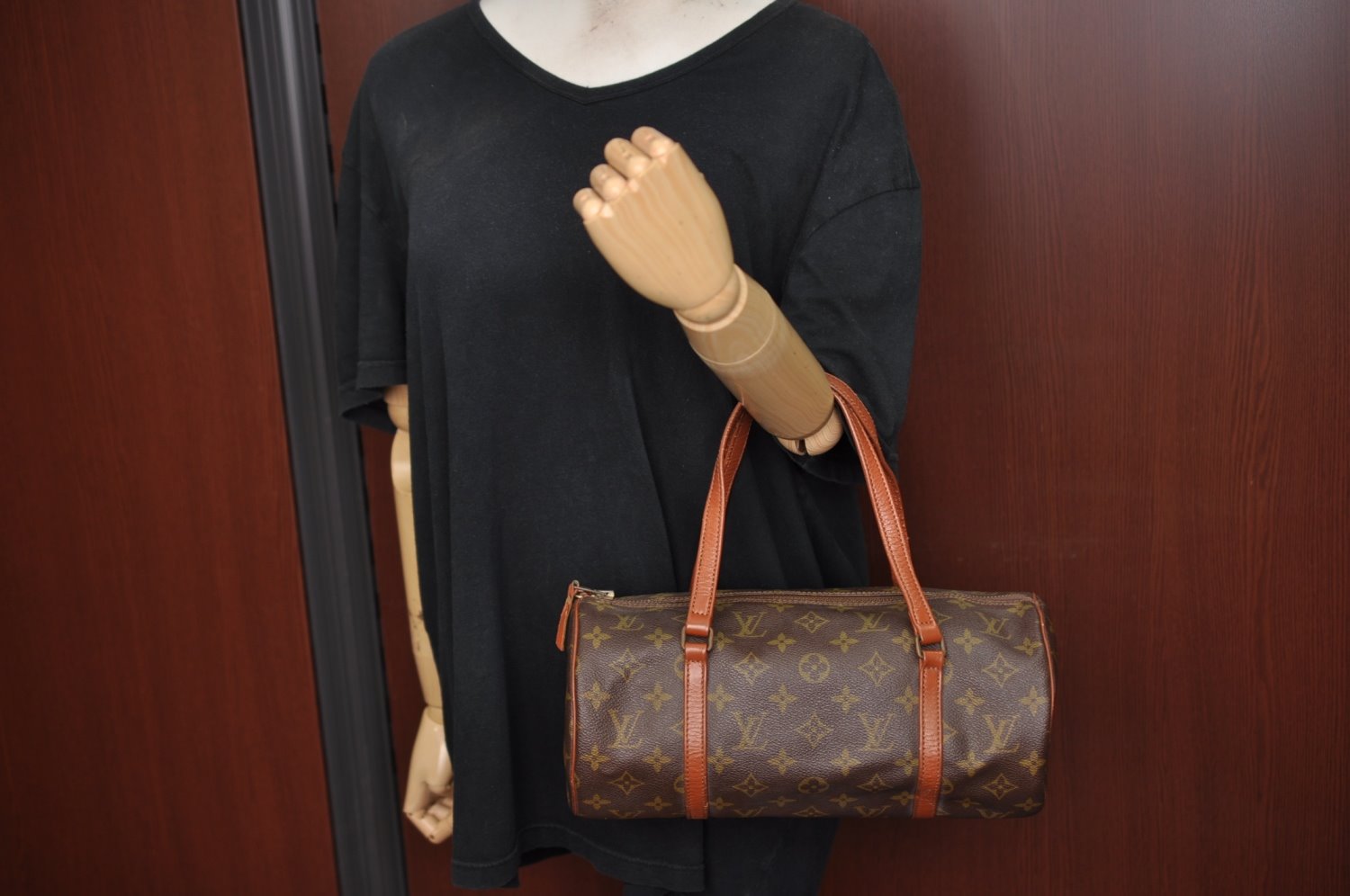 Authentic Louis Vuitton Monogram Papillon 30 Hand Bag Old Model LV K9189