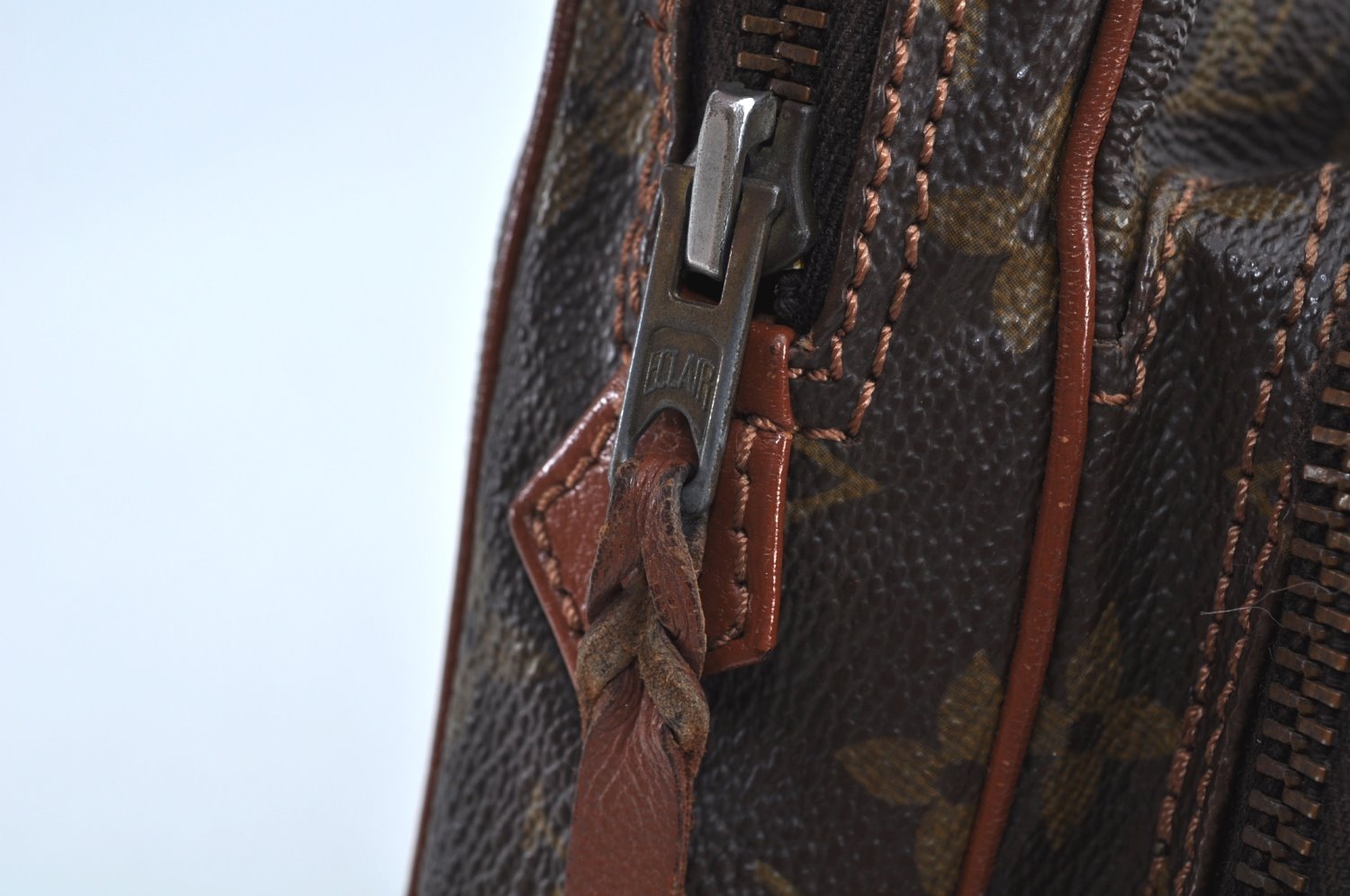 Authentic Louis Vuitton Monogram Amazone Shoulder Cross Bag Old Model Junk K9193