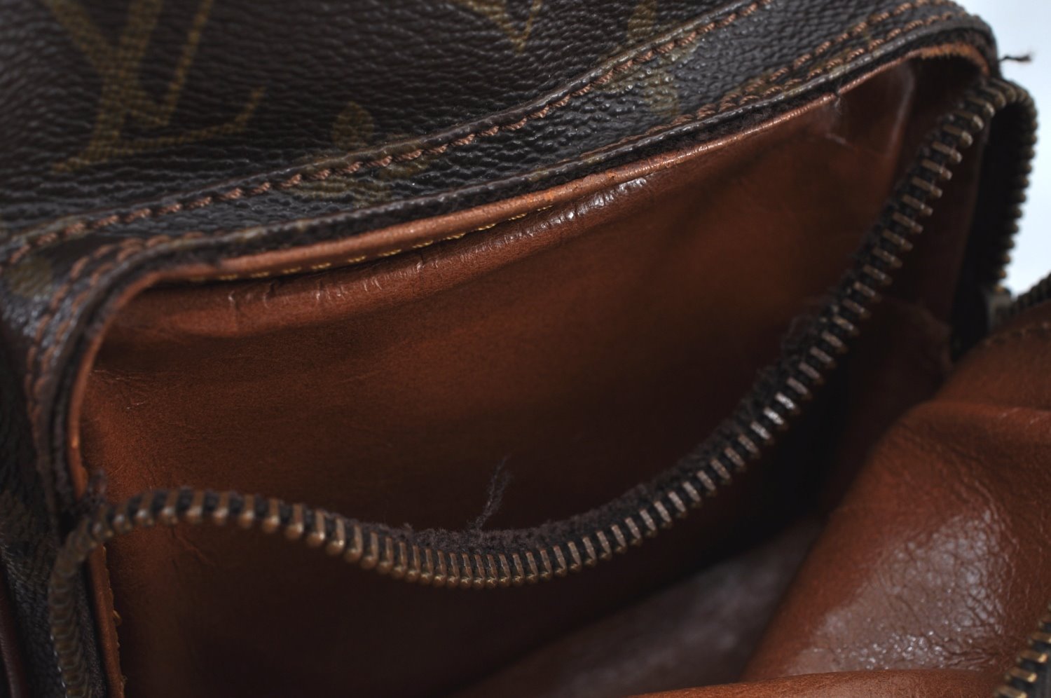 Authentic Louis Vuitton Monogram Amazone Shoulder Cross Bag Old Model Junk K9193