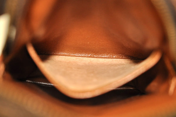 Authentic Louis Vuitton Monogram Amazone Shoulder Cross Bag Old Model Junk K9193